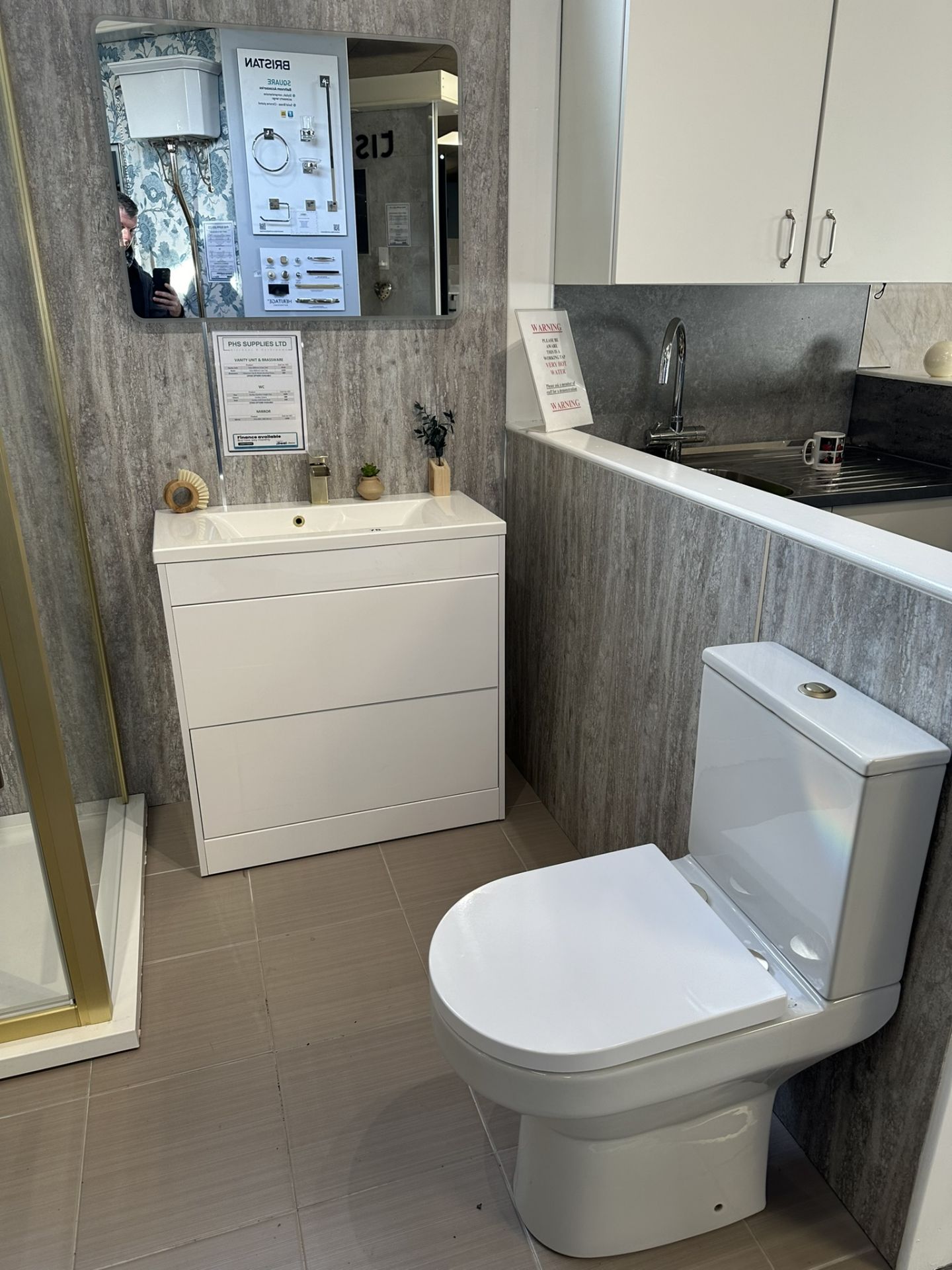 Ex-Display Vanity and WC Set