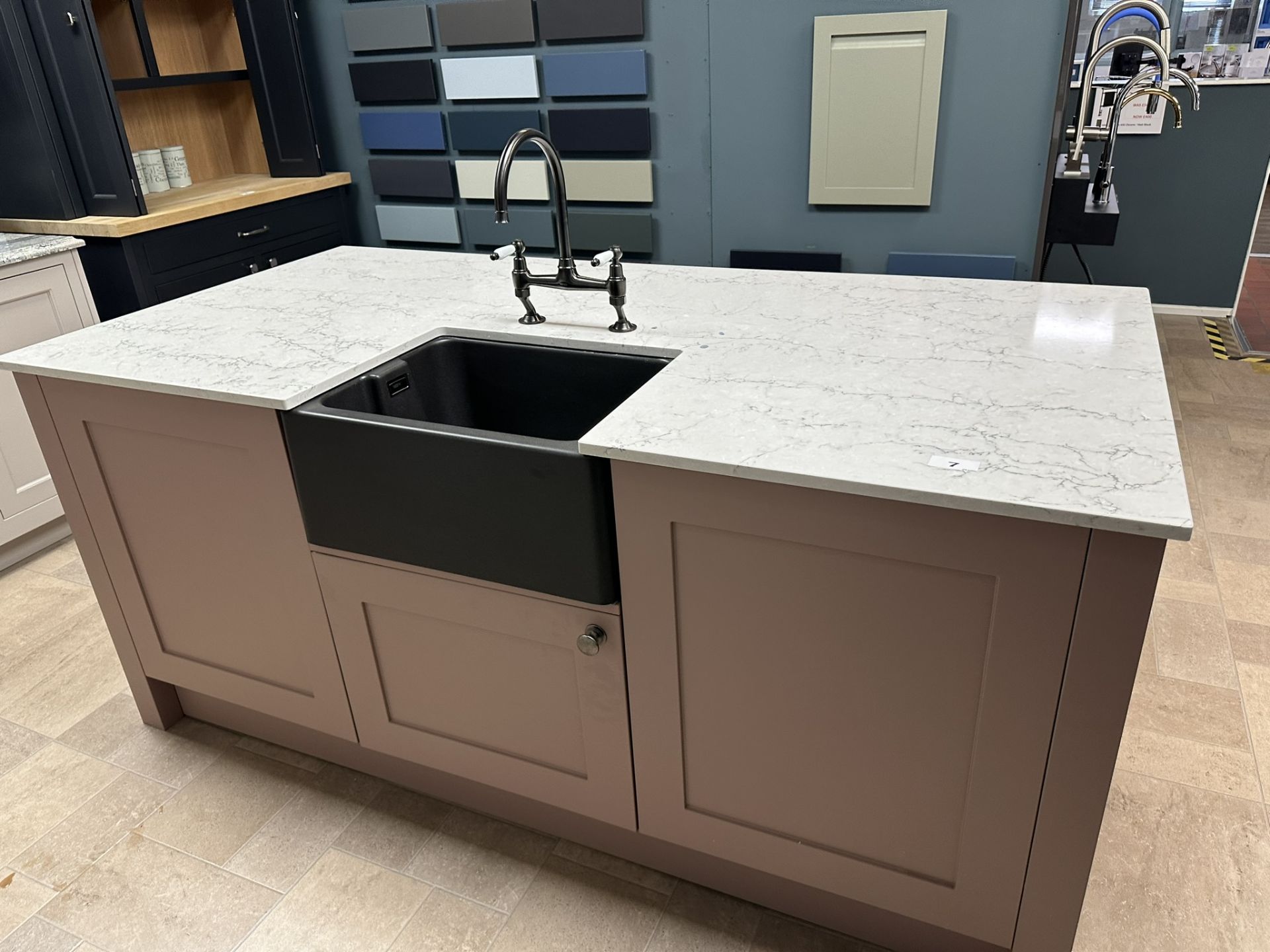 Ex-Display Island w/Quartz Worksurface