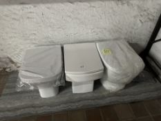 3 x Ex-Display WC Pans w/Lids