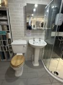 Ex-Display WC and Pedestal Sink Set w/Mirrored Cabinet