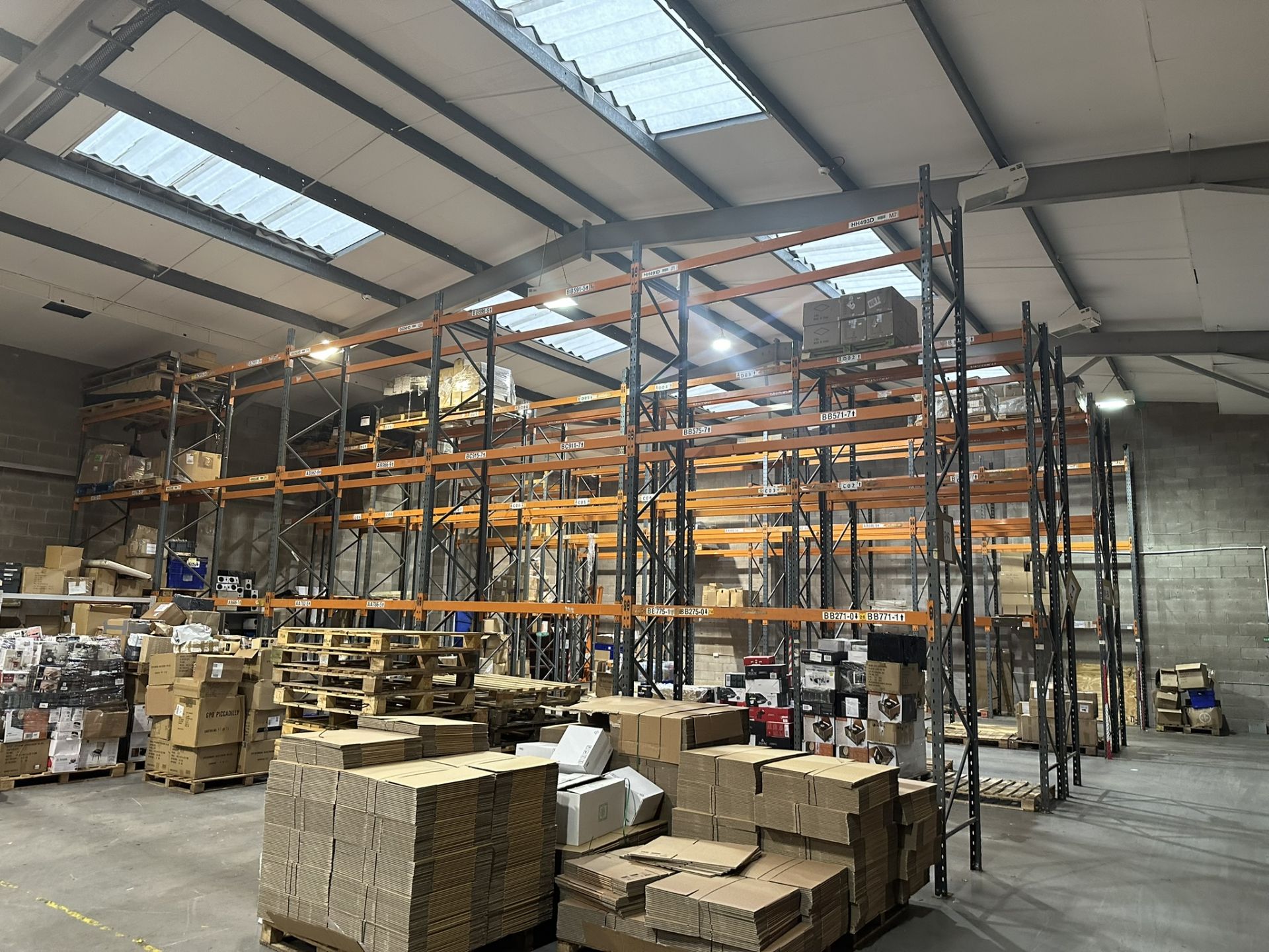 30 x Bays of 3 Tier Heavy-Duty 5.4T Capacity Pallet Racking | CONTENTS NOT INCLUDED