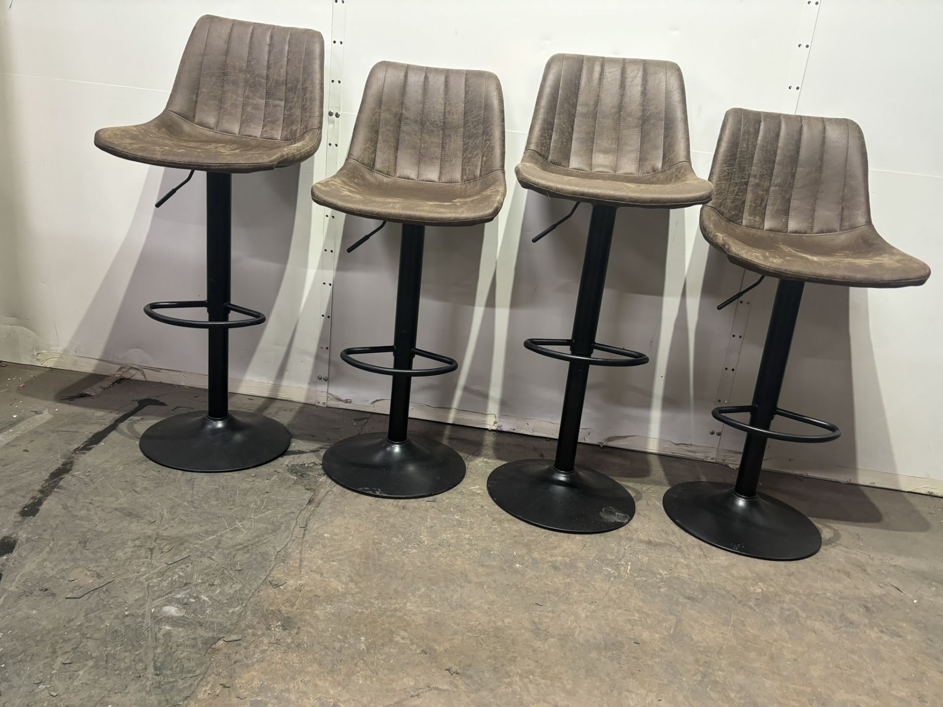 4 x Brown Adjustable Bar Stools - Bild 2 aus 4