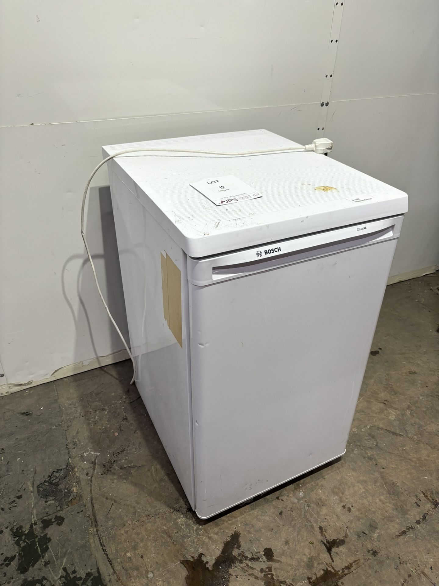 Bosch Classixx Freestanding White Fridge