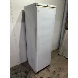 Lec Commercial pentane cl350 Fridge Freezer - White