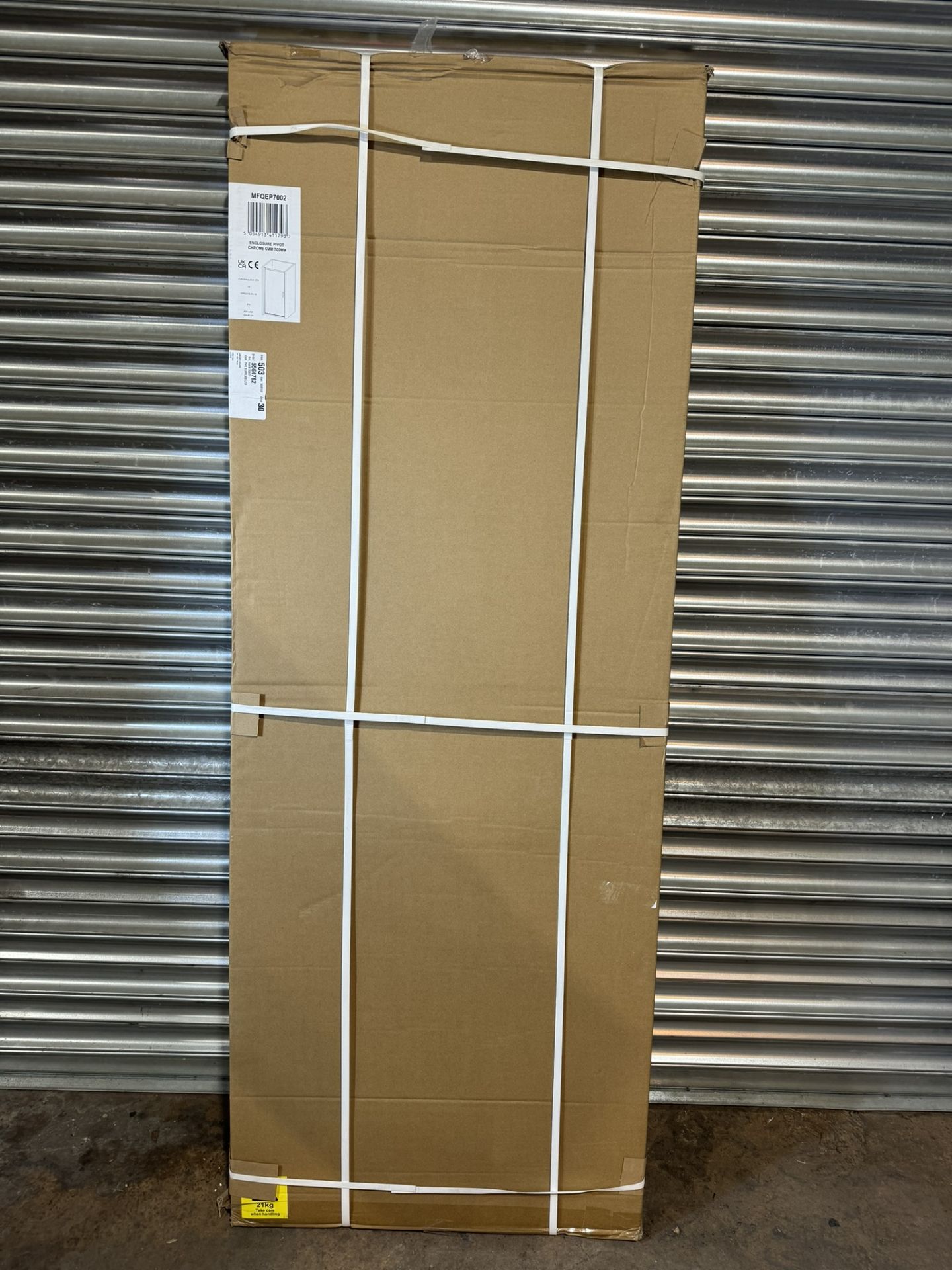 Unbranded MFQEP7002 700MM Enclosure Pivot Door