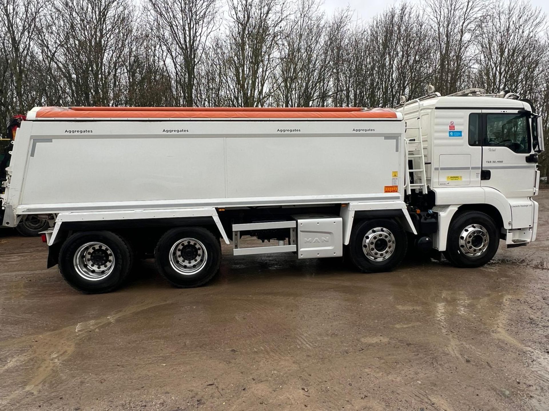 Man TGS 32460 8x4 BB Eur Tipper Truck | OW68 AVL | Mileage: 343,387.6 km - Bild 6 aus 12