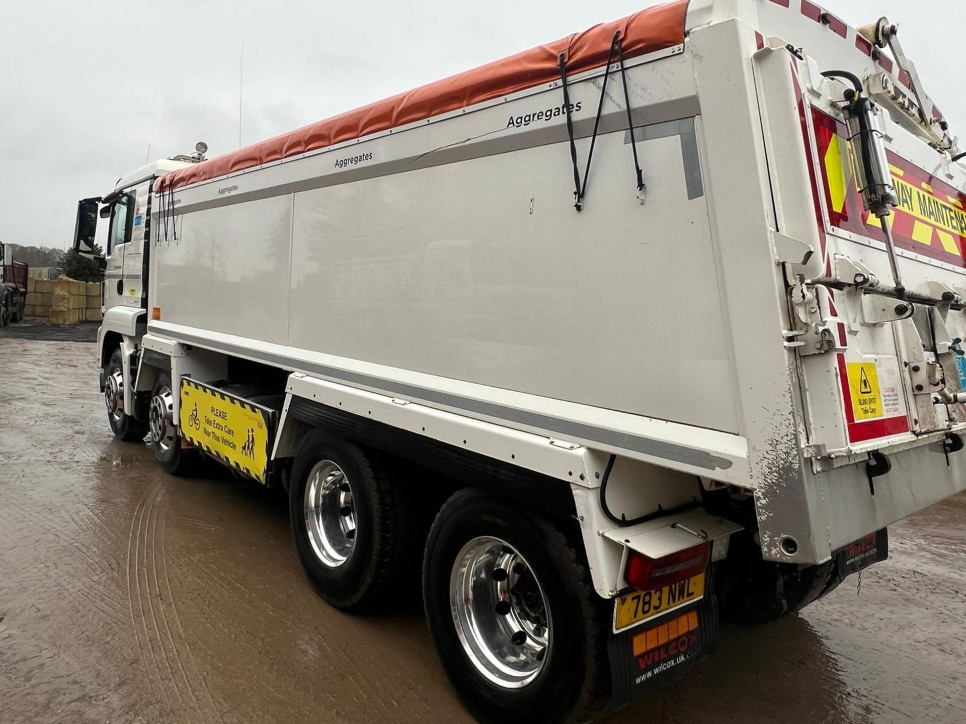 Man TGS 32460 8x4 BB Eur Tipper Truck | OW68 AVL | Mileage: 343,387.6 km - Bild 5 aus 12