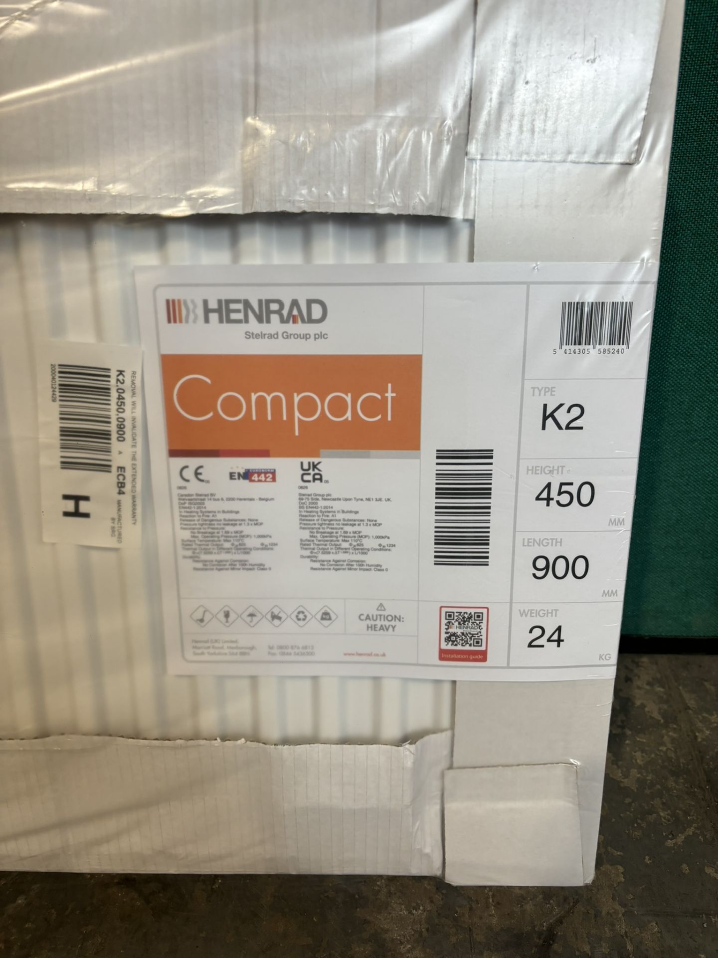 Henrad 450x900 Compact Type 22 Double Convector Radiator - Image 2 of 3