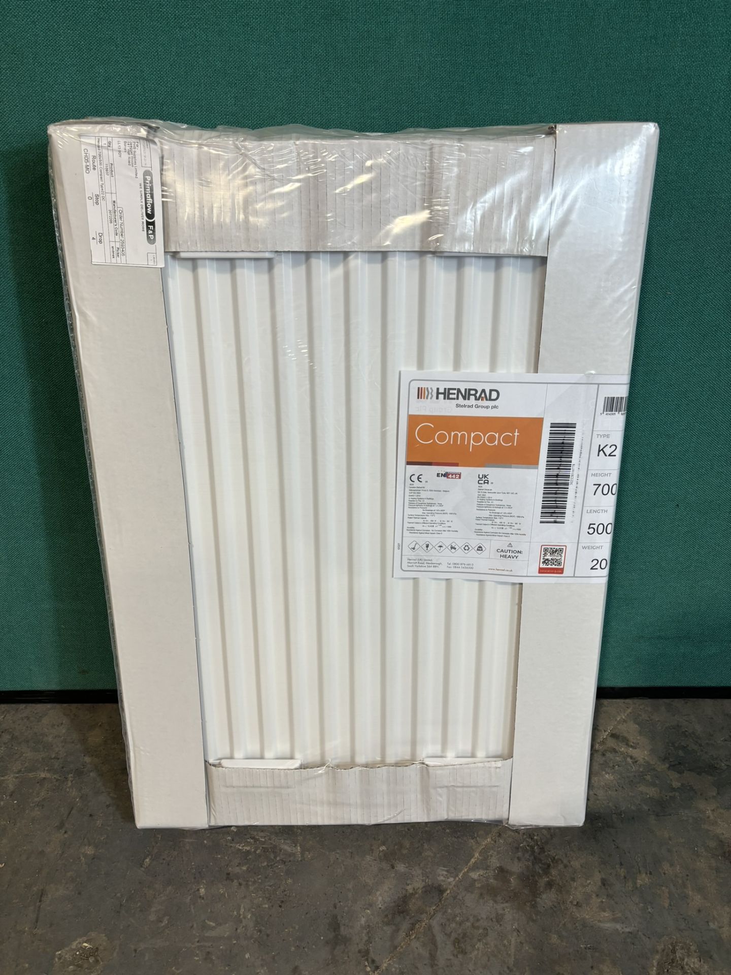 Henrad 700x500 Compact Type 22 Double Convector Radiator