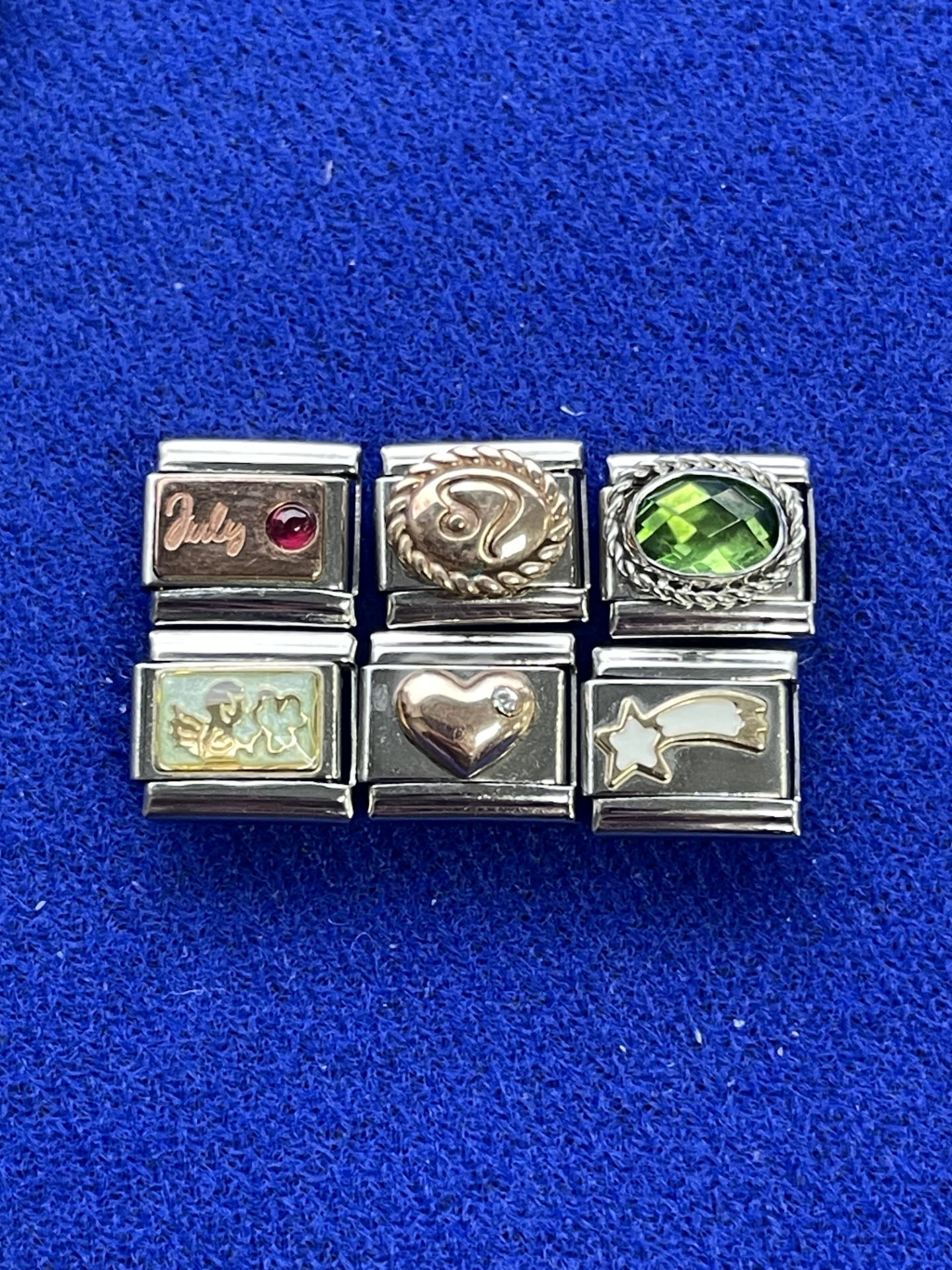 6 x Ex-Display Classic Nomination Charms