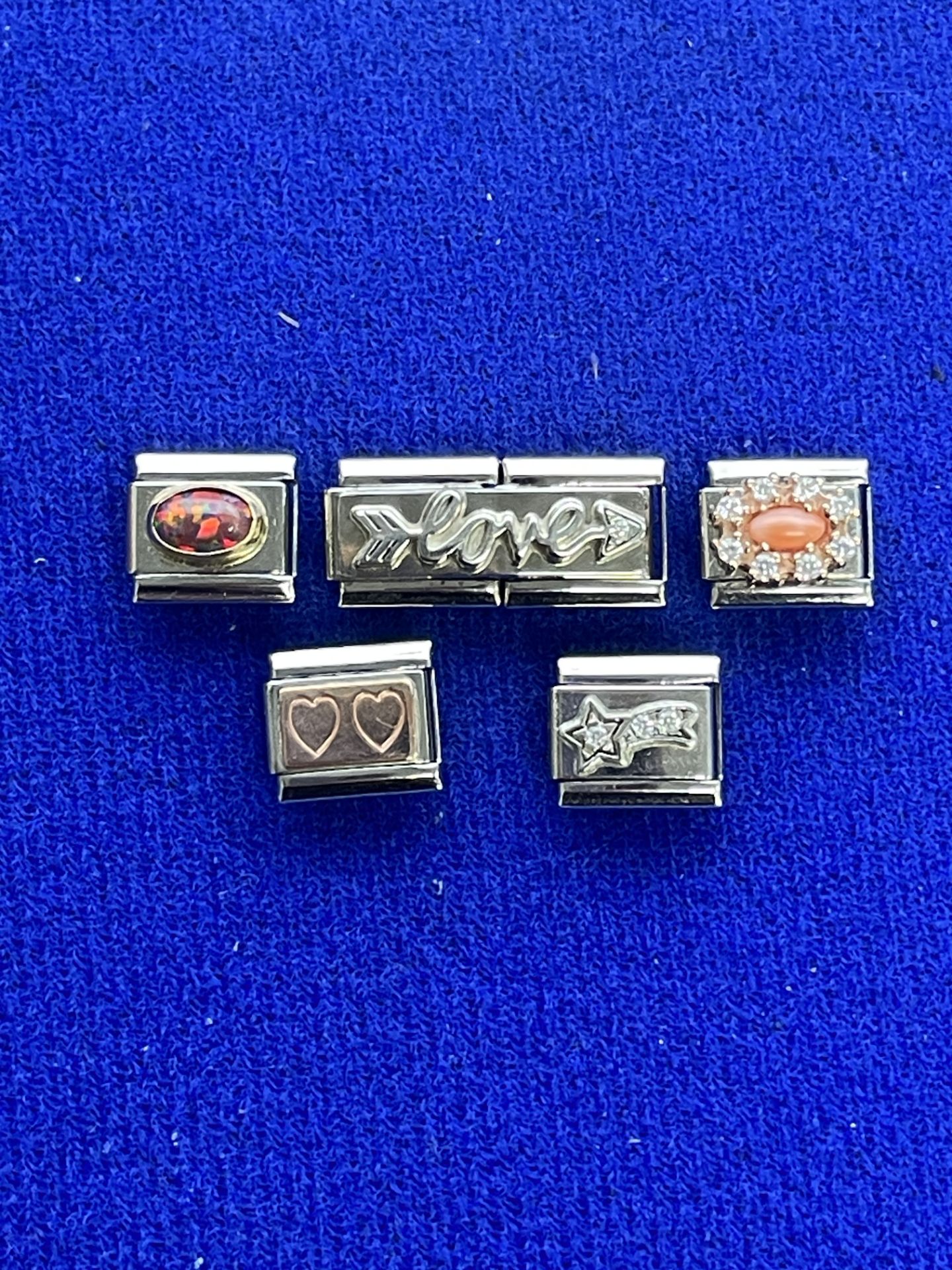 5 x Ex-Display Classic Nomination Charms