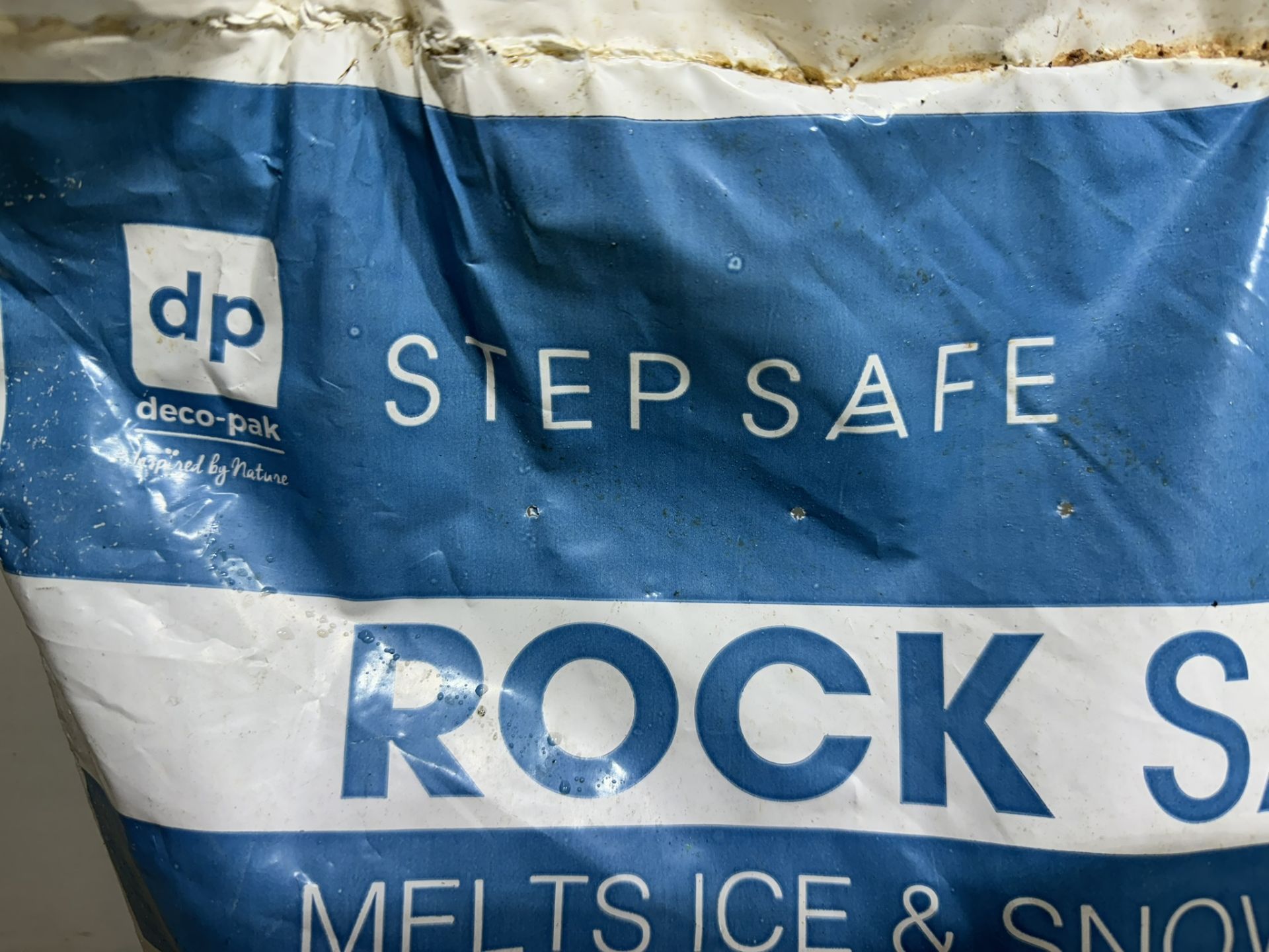 2 x Bags Of Step Safe Rock Salt - Image 2 of 3