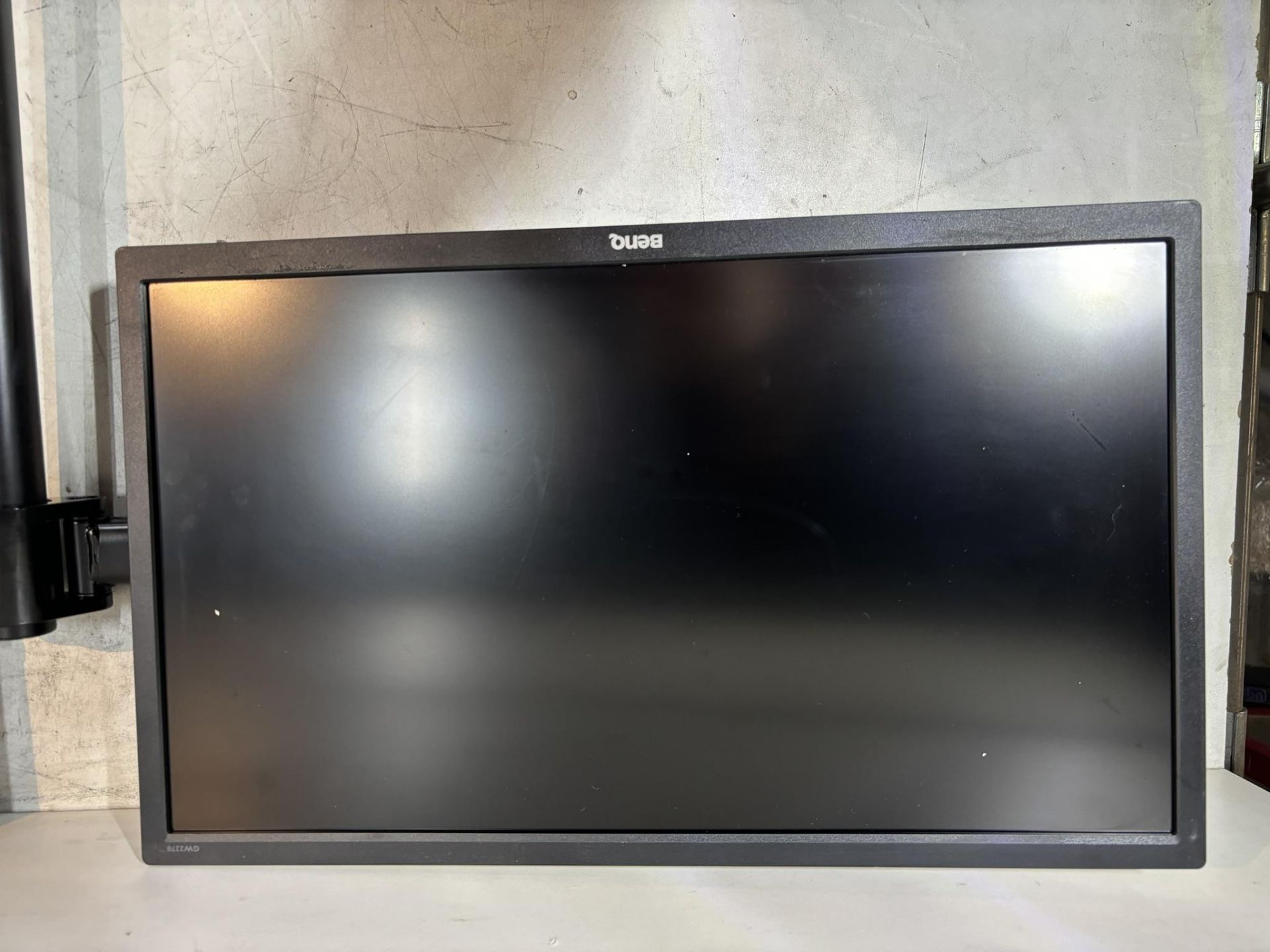 4 x BenQ Gw2270-B 21.5-inch LCD Monitors With Dual Monitor Stands - Bild 2 aus 10