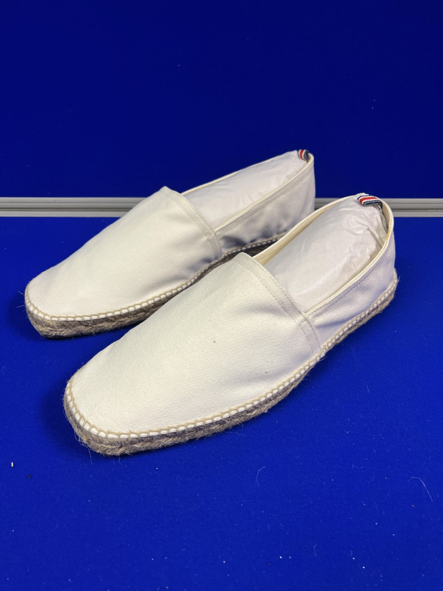 8 x Castaner Slip On Shoes - Size EU45 - Image 3 of 14