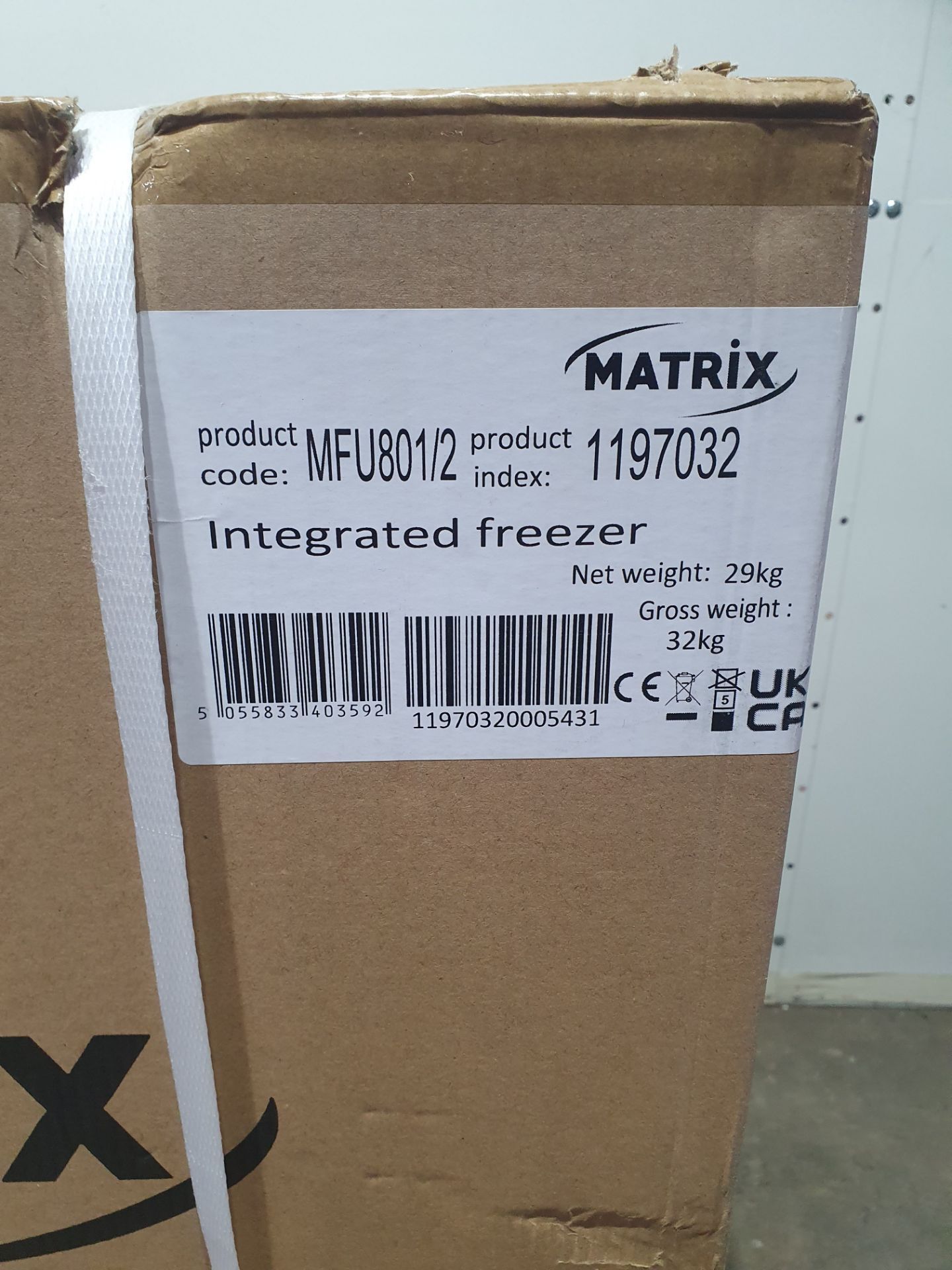 Matrix MFU801 Integrated Under Counter Freezer - Image 2 of 5