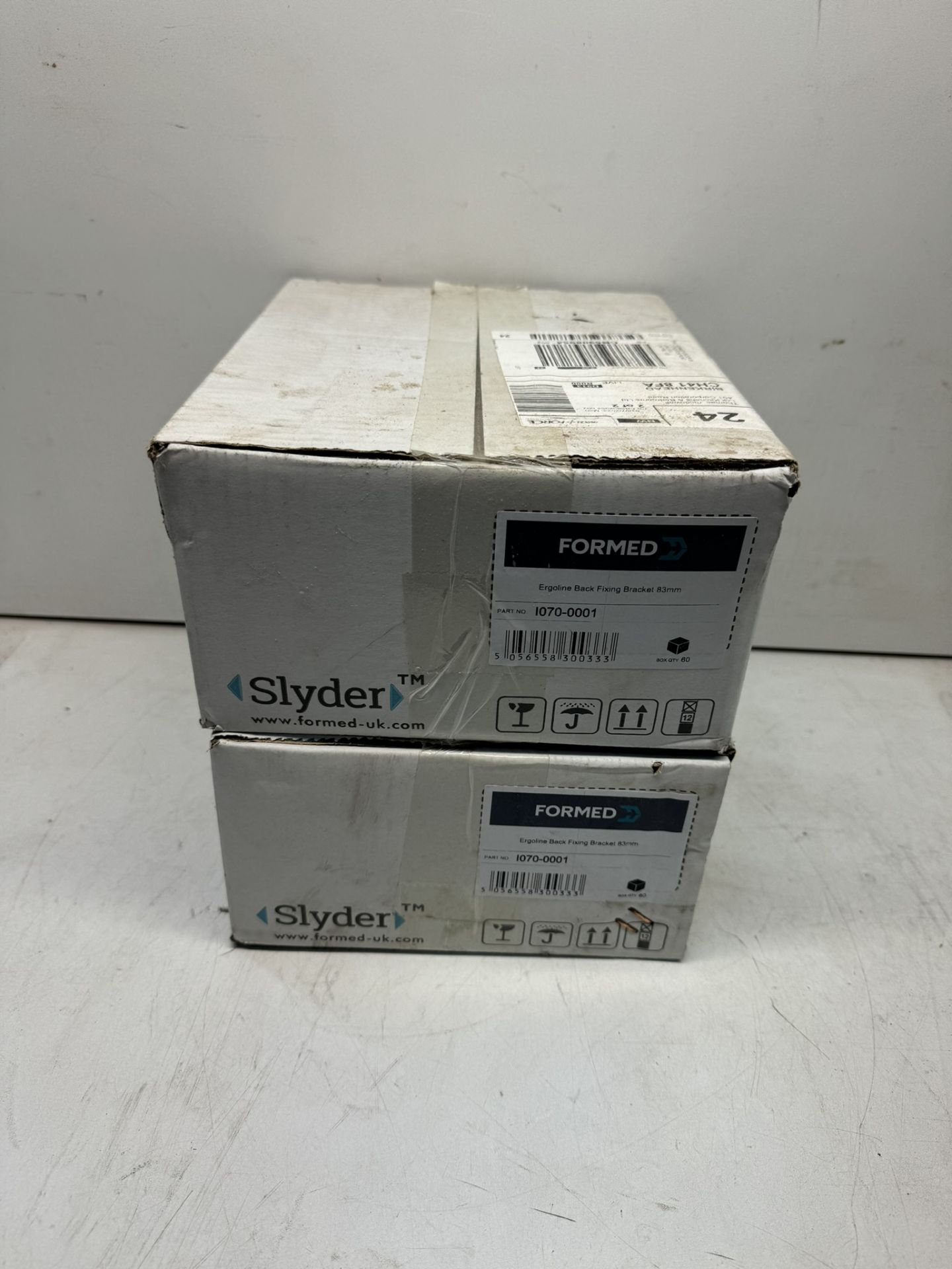 120 x Slyder I070-0001 83MM Ergoline Back Fixing Brackets