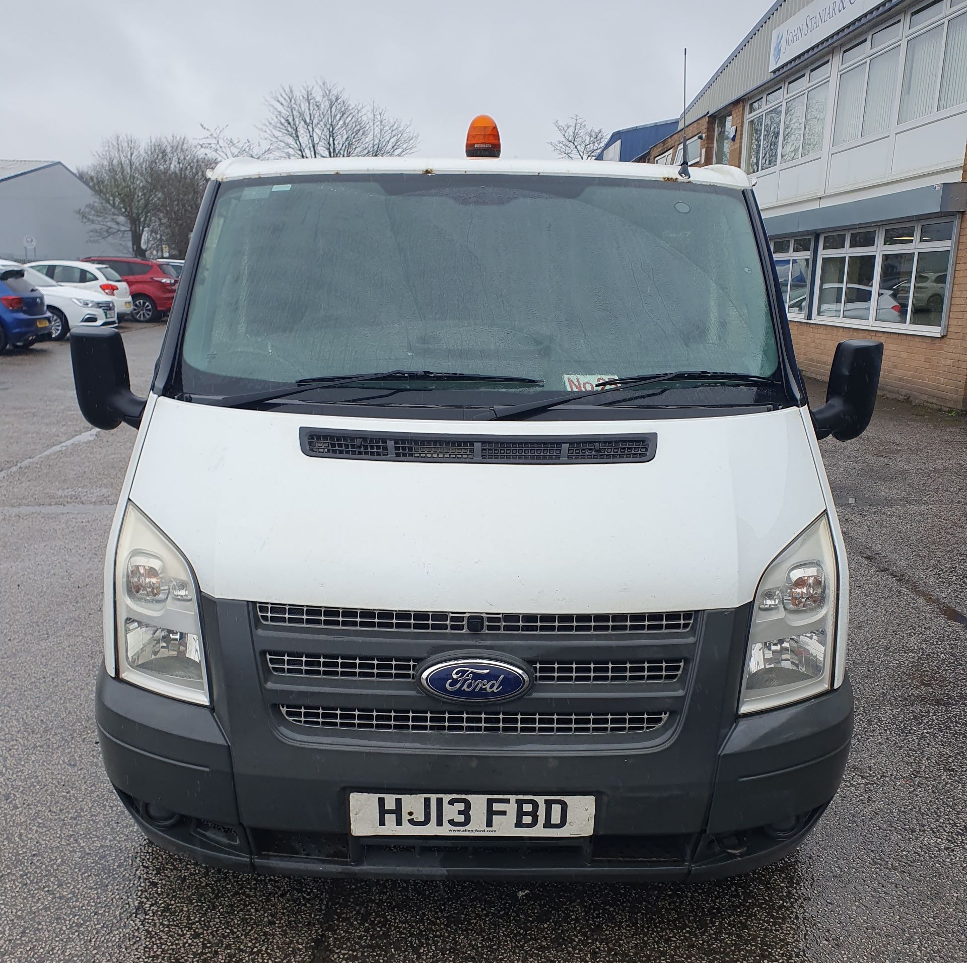 Ford Transit Panel Van | HJ13 FBD | White | Manual | 6 Speed | 165,808 Miles - Image 2 of 17