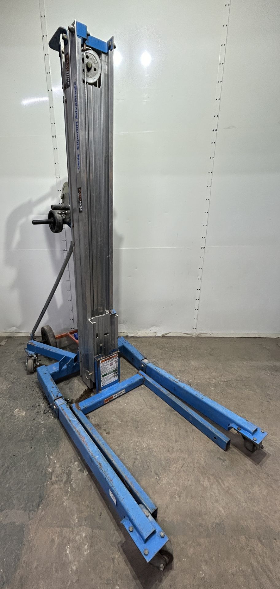 Genie SLA25 Superlift Advantage Material Lift | YOM: 2008