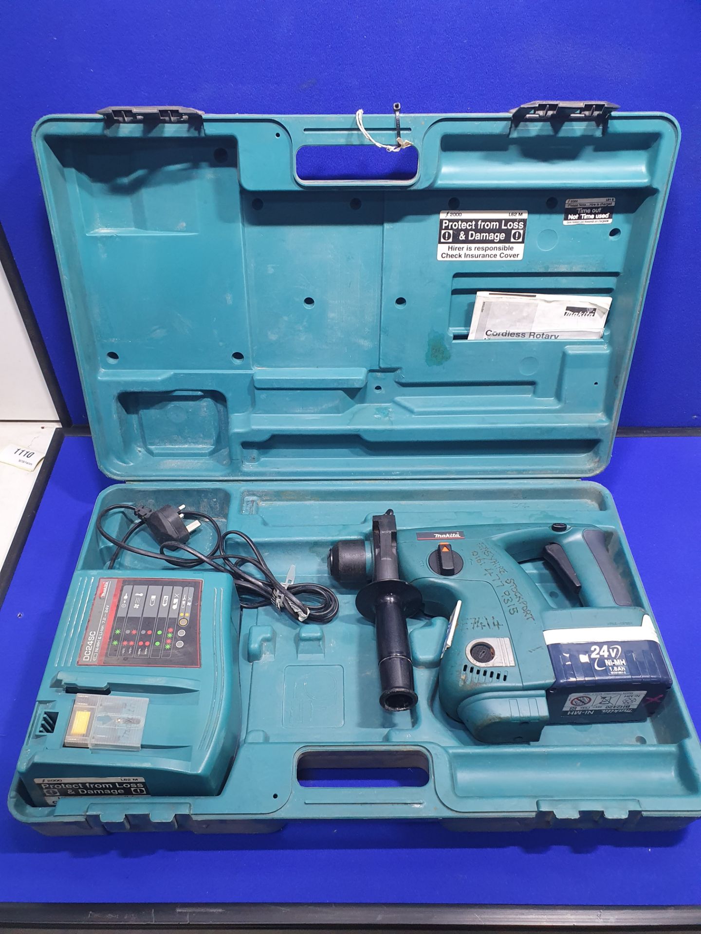 Makita BHR200 24V Cordless Hammer Drill in Case
