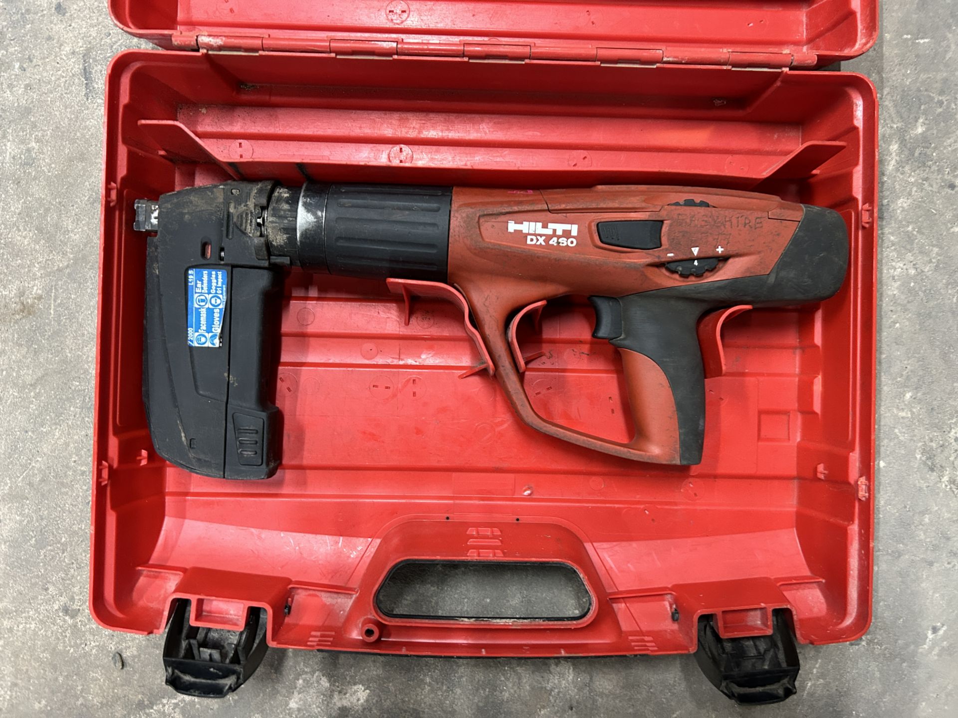 Hilti DX 460 Powder Actuated Nail Gun in Case - Image 2 of 3