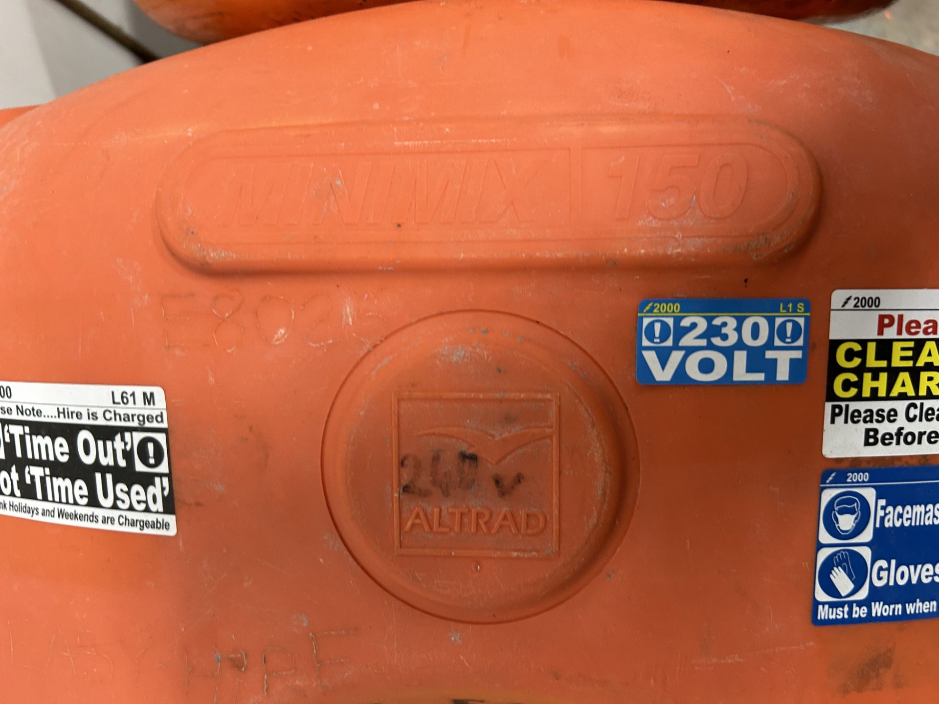 Altrad Belle MiniMix 150 Cement Mixer | 240v | YOM: 2020 - Image 5 of 7