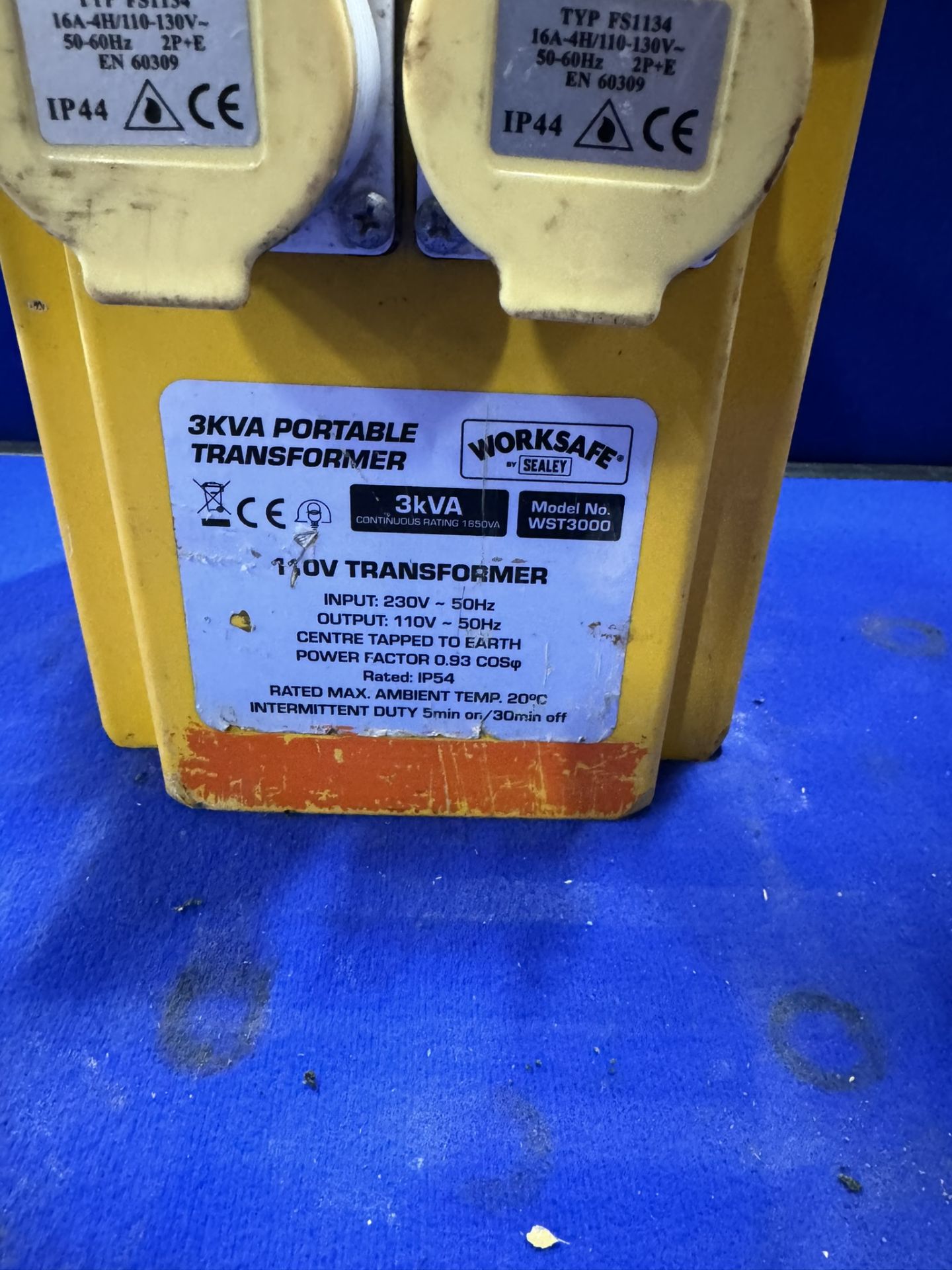 Worksafe Sealey 3KVA 110V Portable Transformer - Image 3 of 4