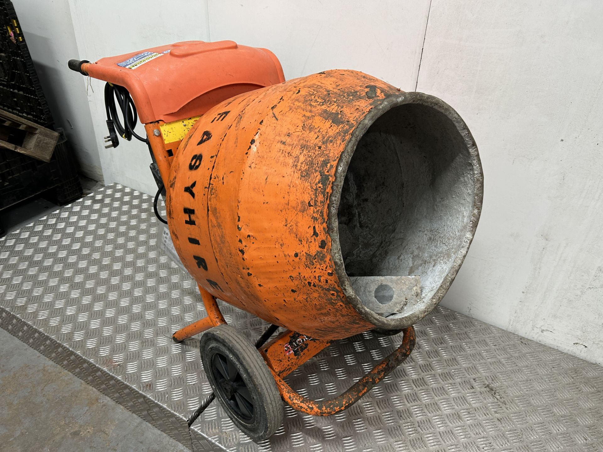 Altrad Belle MiniMix 150 Cement Mixer | 240v | YOM: 2020 - Image 3 of 7