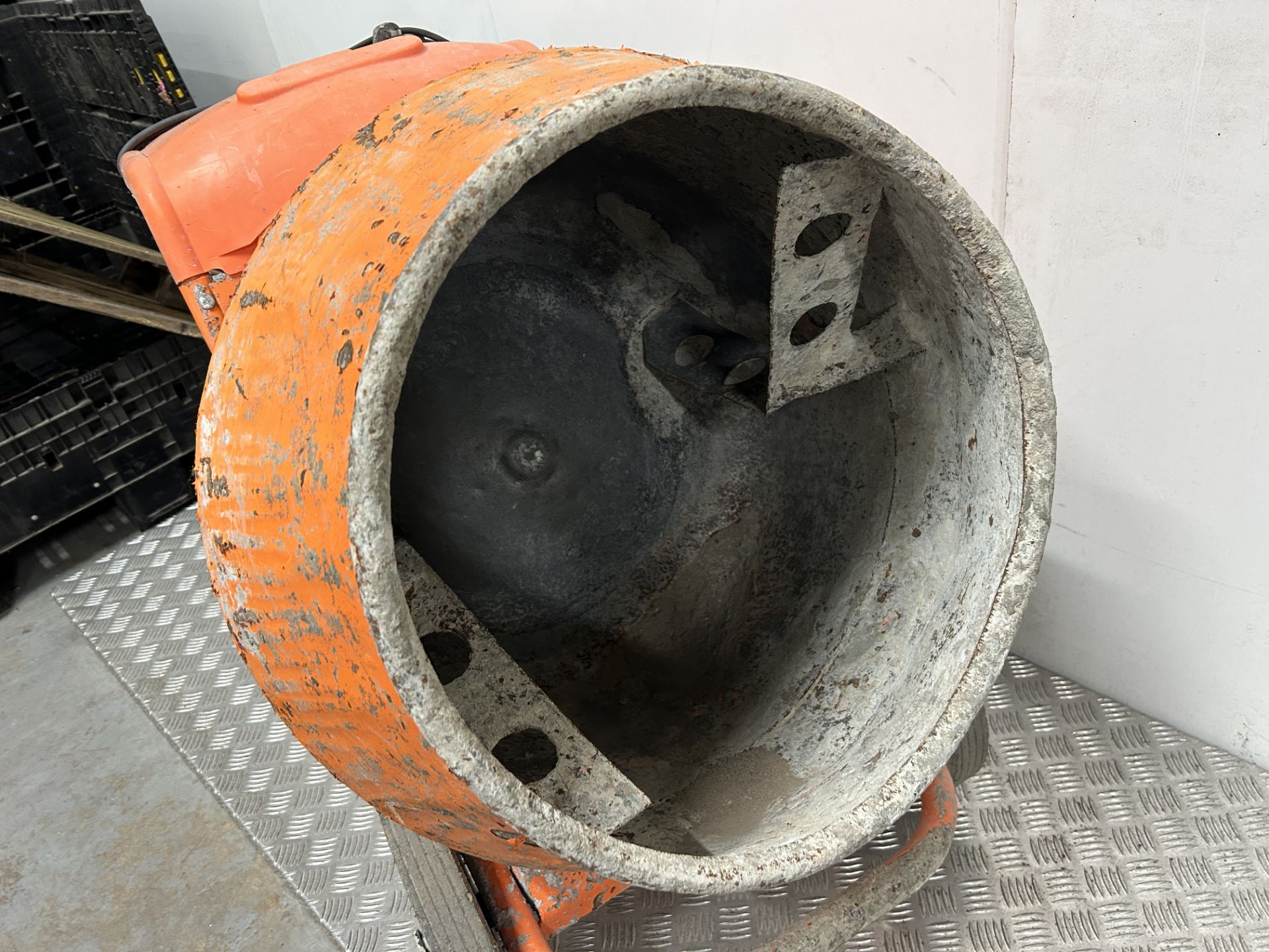 Altrad Belle MiniMix 150 Cement Mixer | 240v - Image 3 of 5
