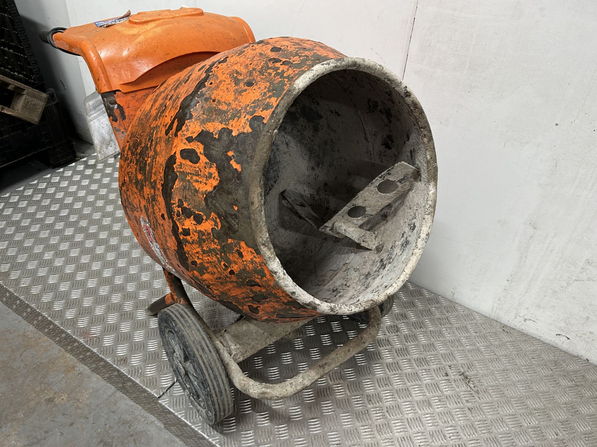 Altrad Belle MiniMix 150 Cement Mixer | 240v | YOM: 2001 - Image 3 of 7