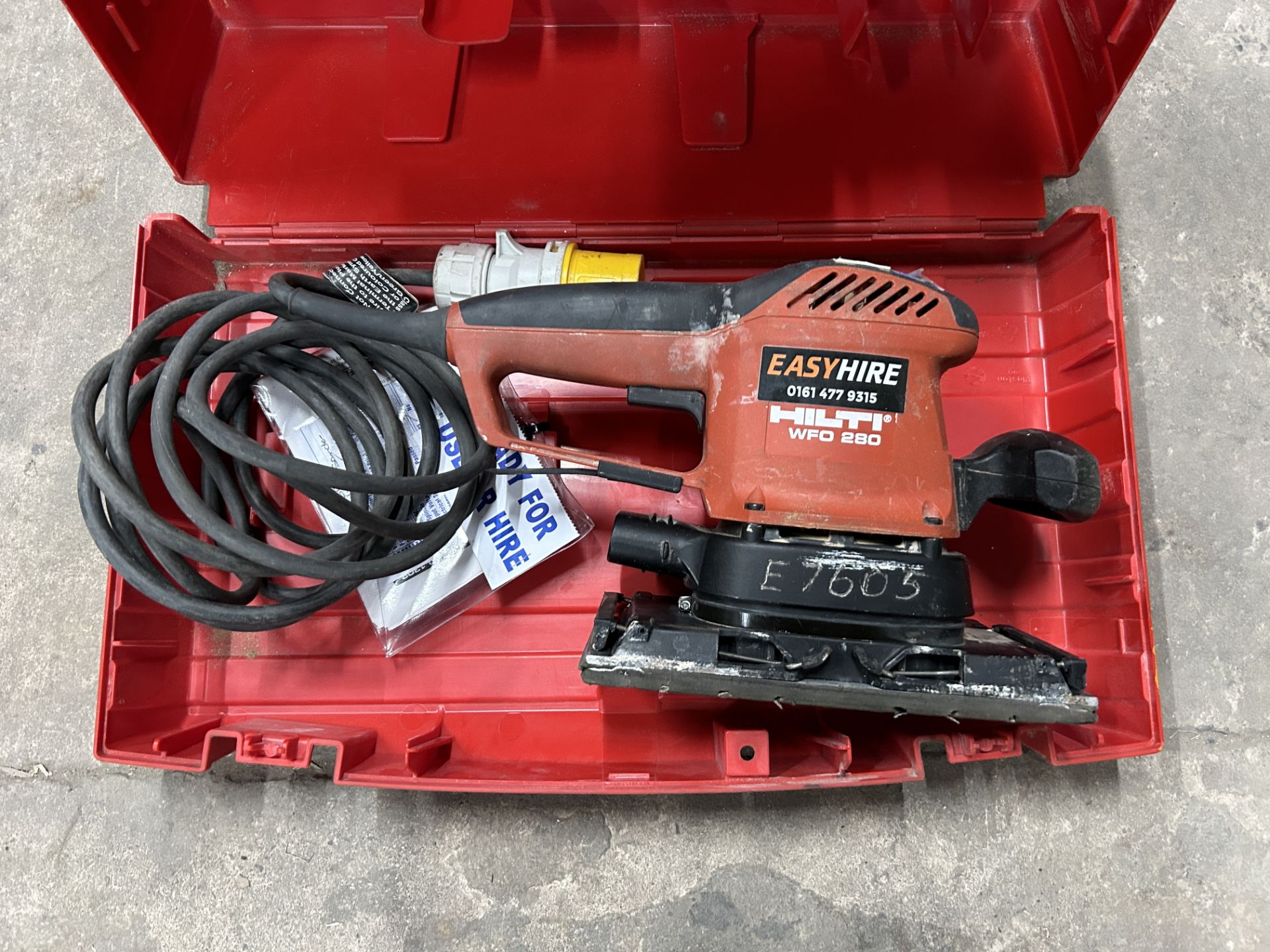 Hilti WFO 280 Corded Orbital Sander in Case - Image 2 of 3