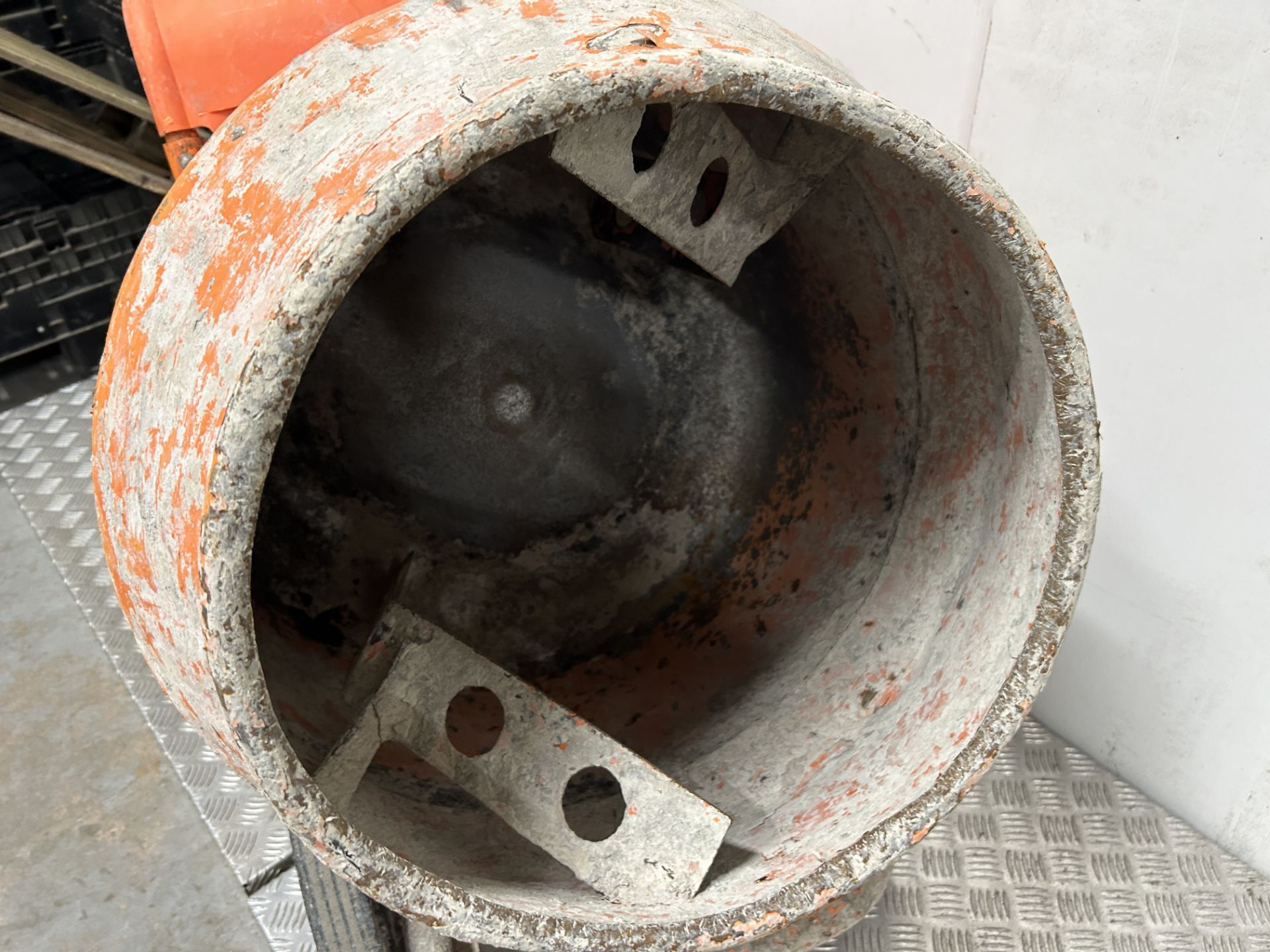 Altrad Belle MiniMix 150 Cement Mixer | 110v | YOM: 2021 - Image 4 of 7