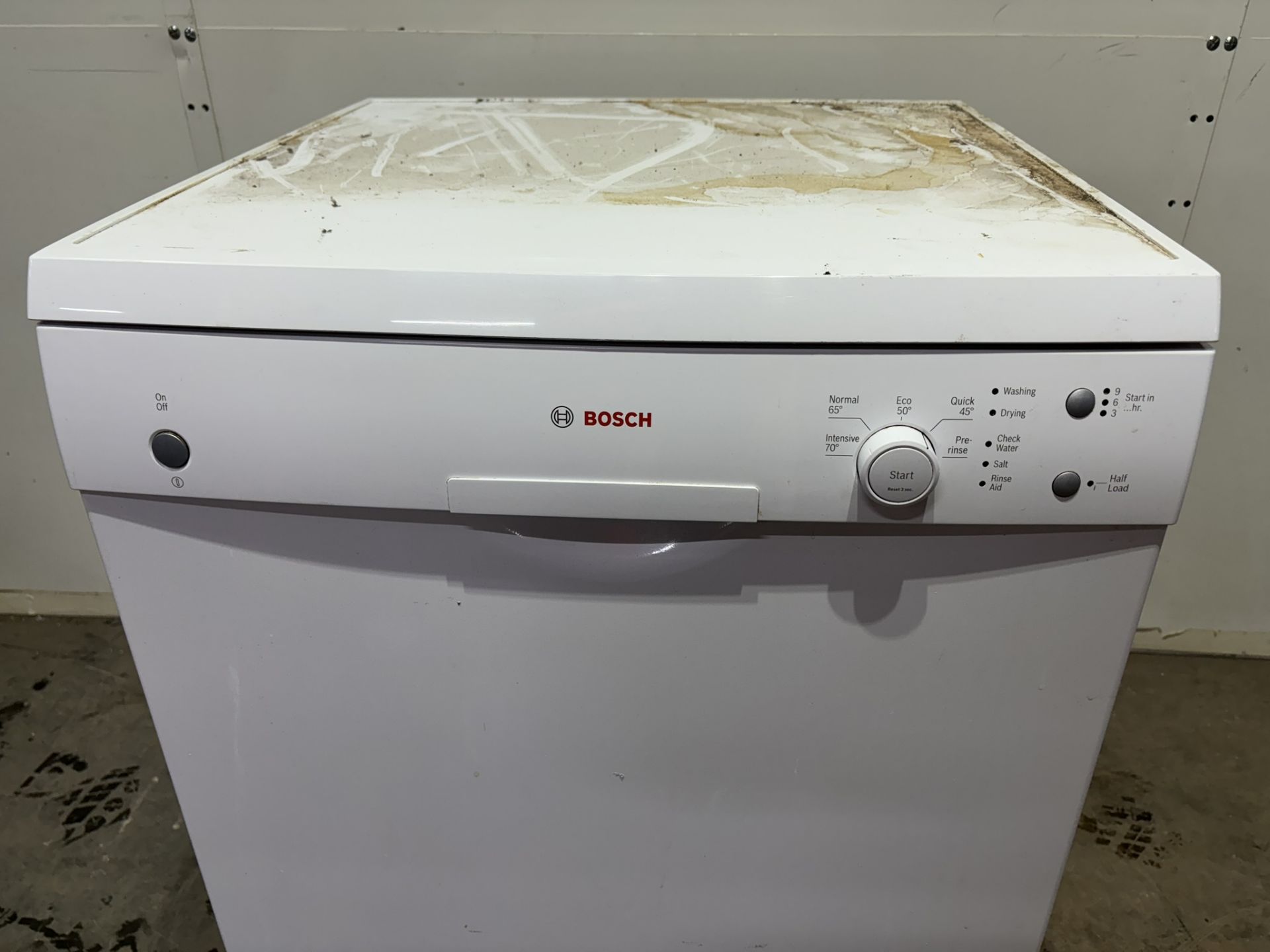 Bosch SMS50T22GB Free-standing dishwasher - Image 3 of 7