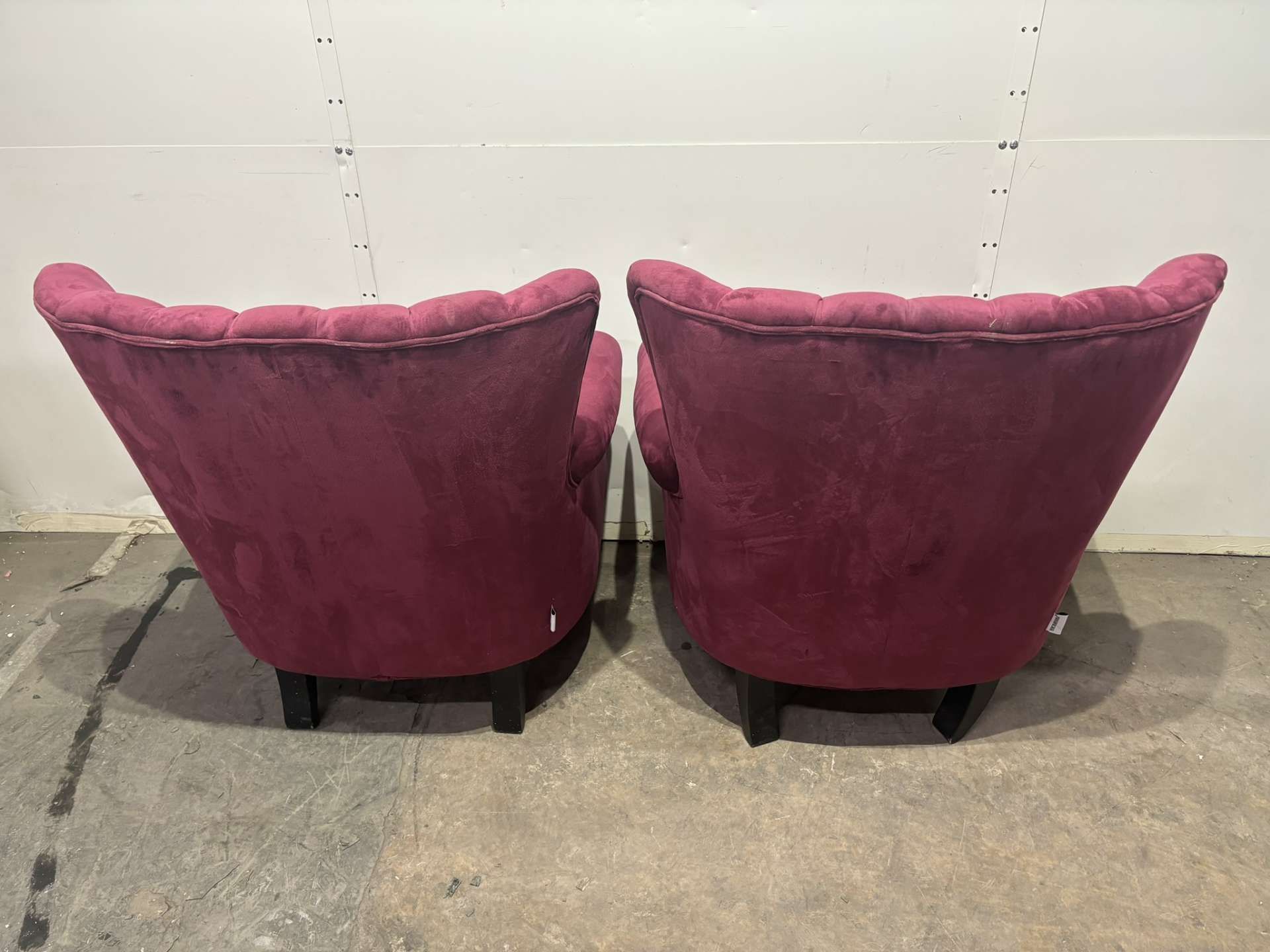 SET OF BURGUNDY VELVET ARMCHAIRS - Bild 4 aus 4