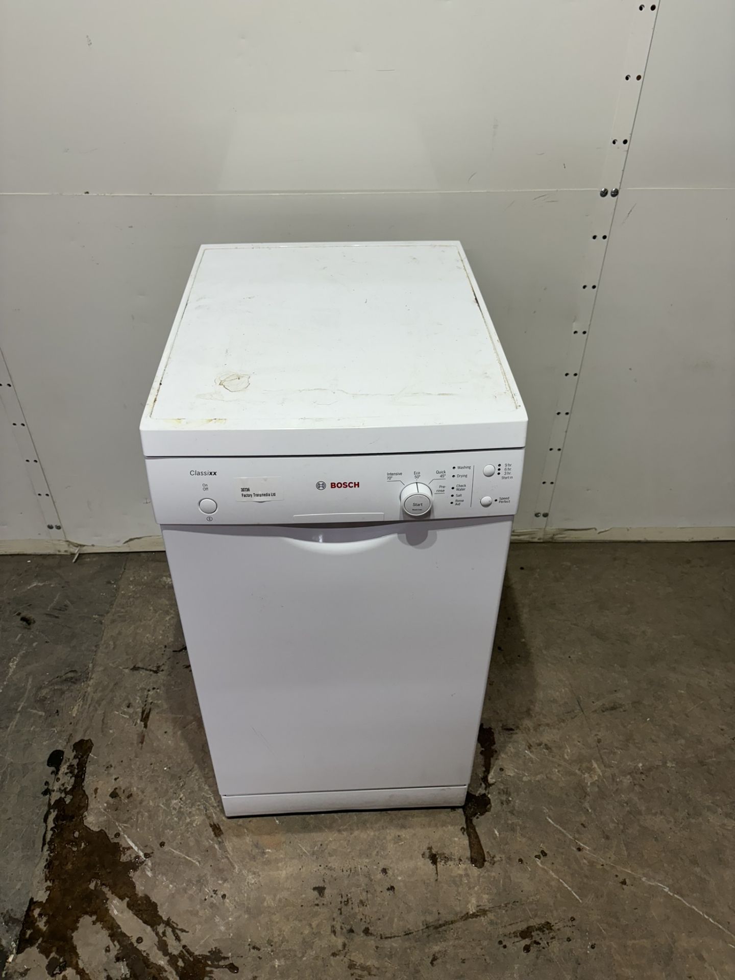 Bosch SPS40C12GB Classixx 9 Place Slimline Freestanding Dishwasher White - Image 2 of 7