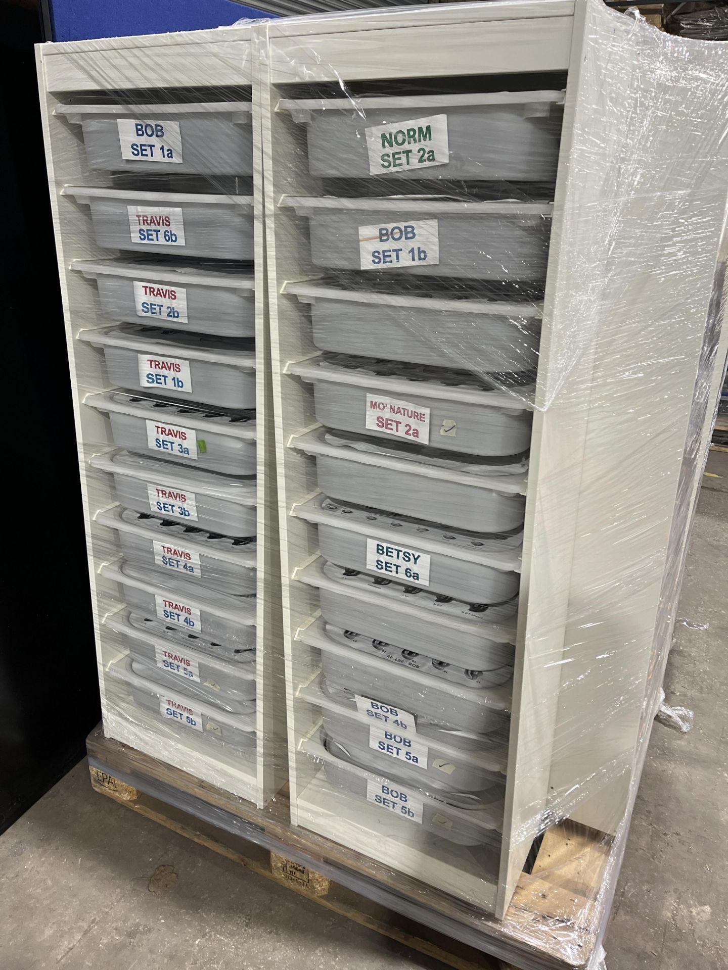 3 x Pallets of Puppets, Costumes and Accessories for TV Animation 'Norman Picklestripes' - Image 15 of 17