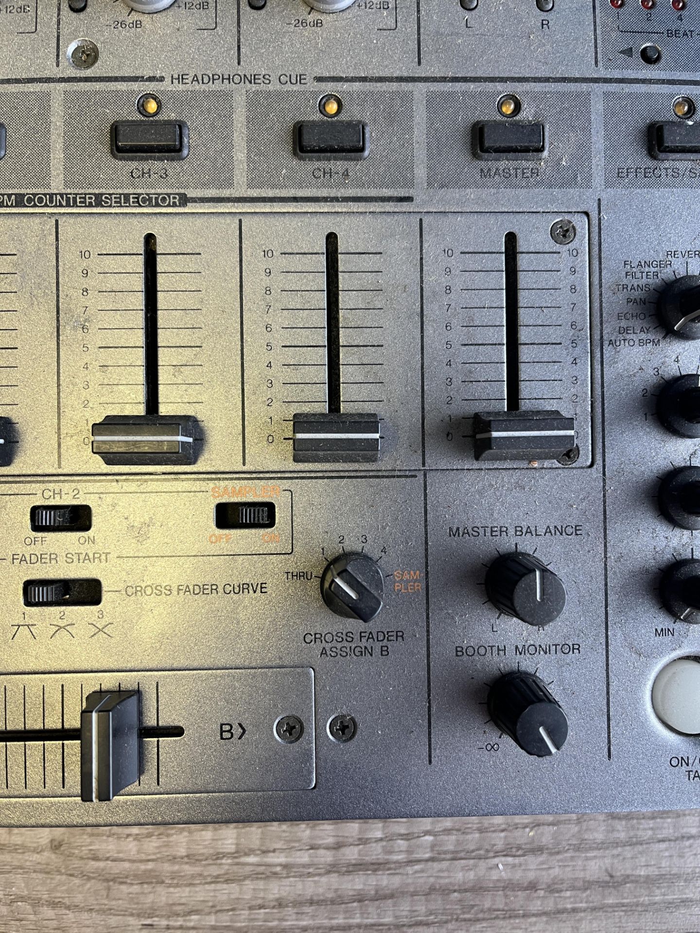 Pioneer DJM-600 Mixer - Silver - Bild 7 aus 10