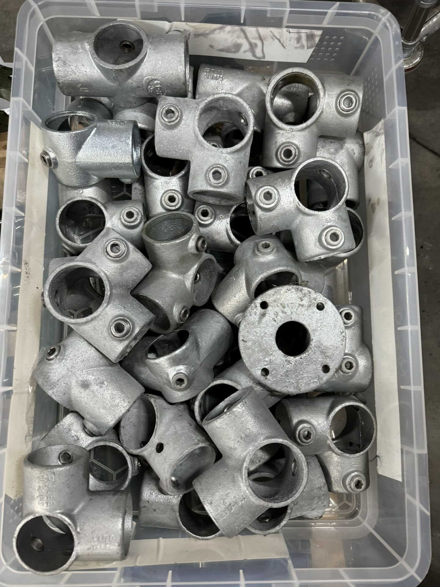 Quantity Of Various Scaffolding Fittings As Seen In Photos - Bild 13 aus 14