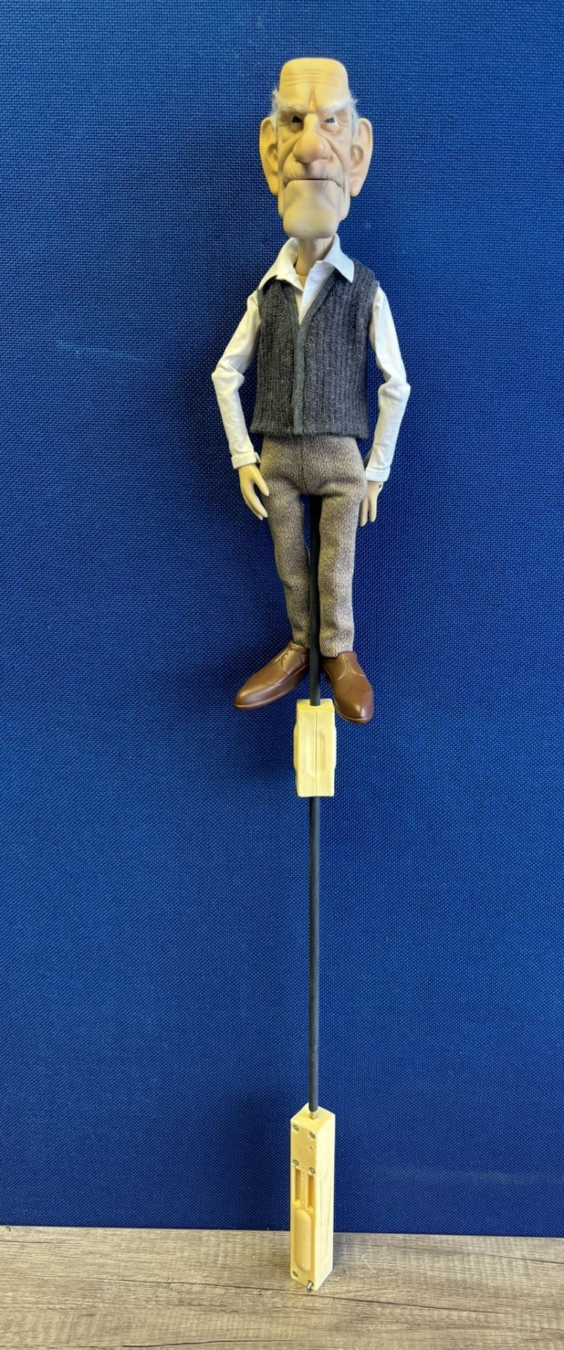 Newzoid puppet - Prince Phillip - Bild 3 aus 4
