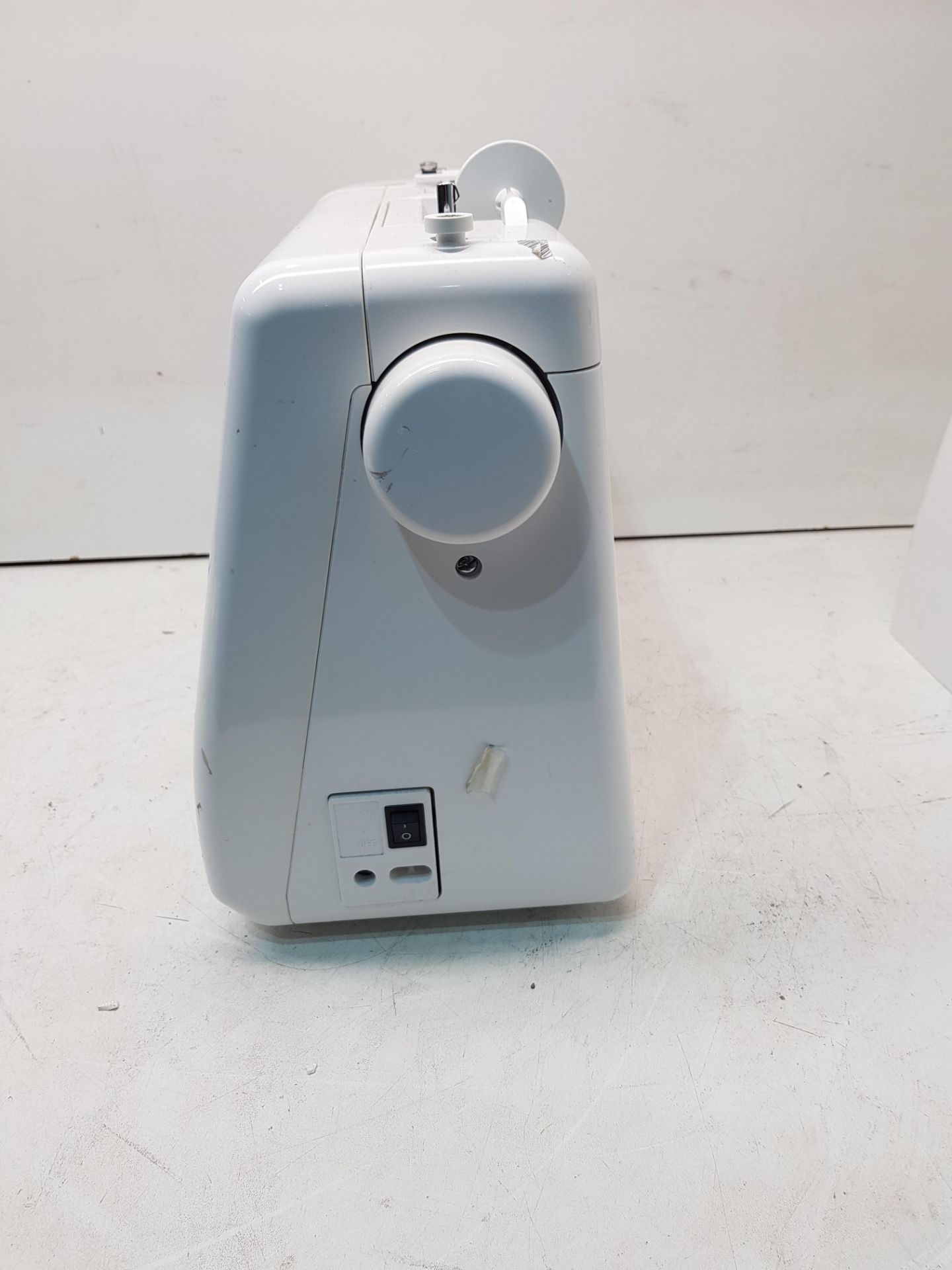 Janome SMD 3000 Sewing Machine S/N: 640085562 - Image 2 of 4