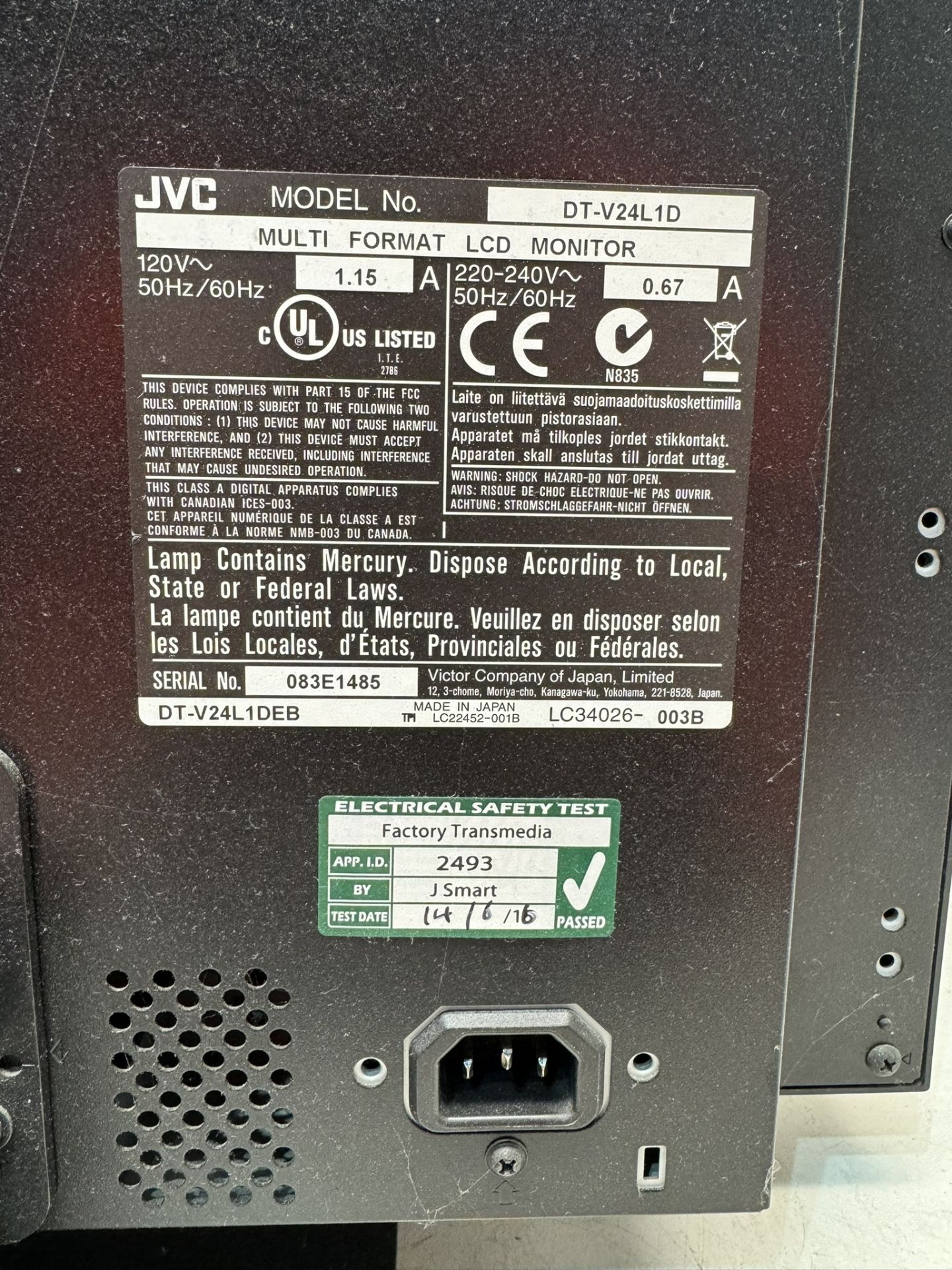 JVC DT-R24L41D Professional Studio Monitor - Bild 4 aus 4