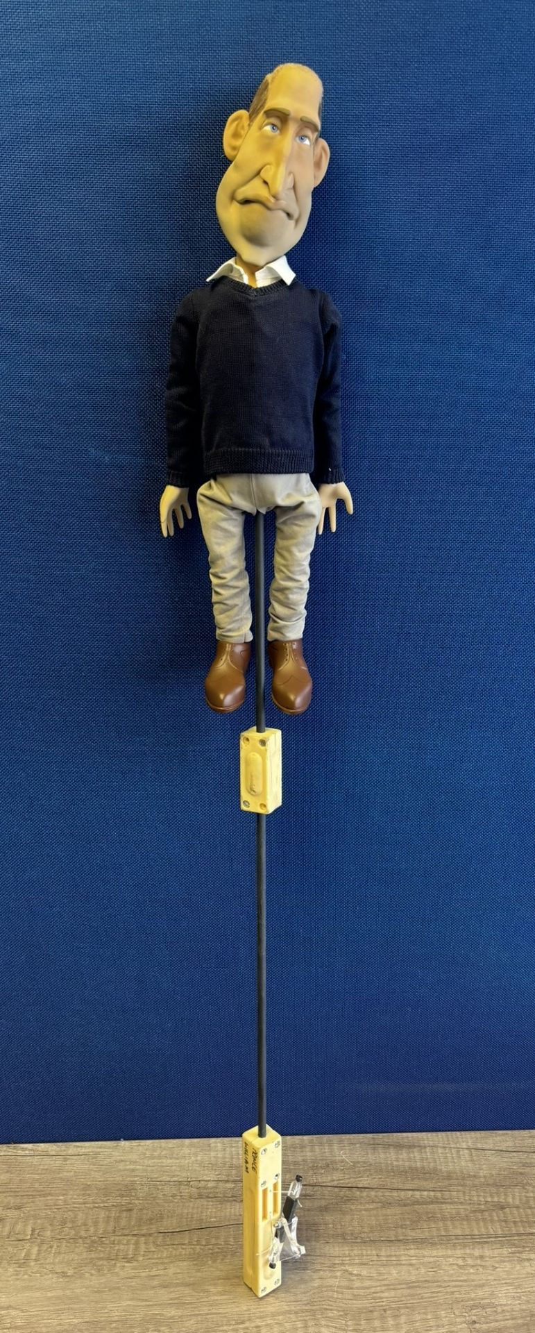 Newzoid puppet - Prince William - Bild 3 aus 4