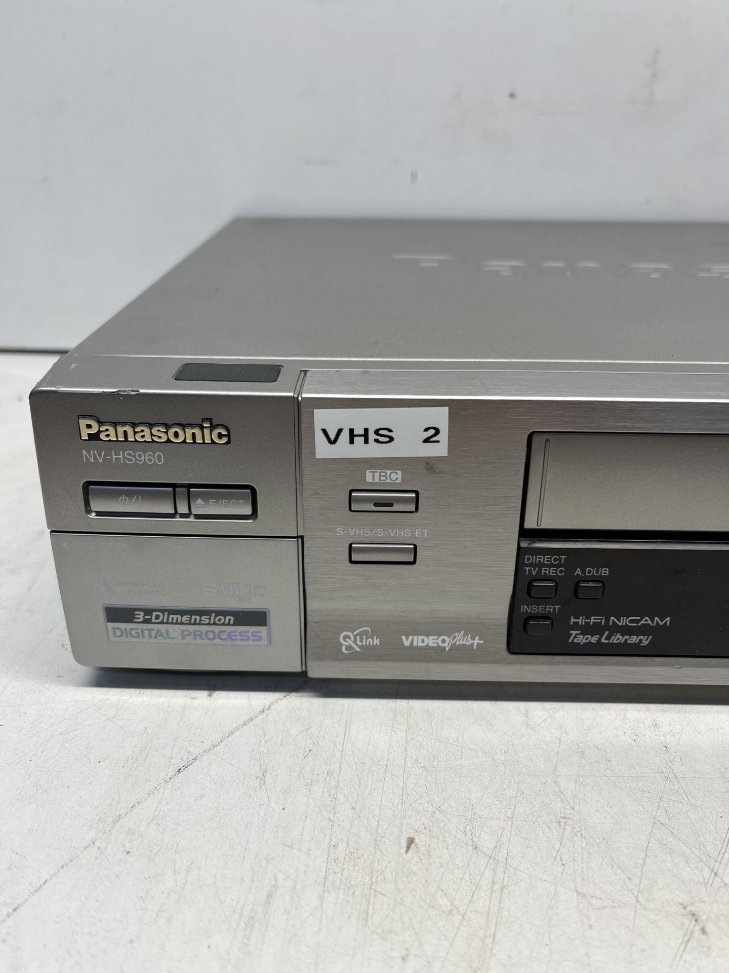 Panasonic Super VHS Model: NV-HS960 - Image 2 of 5
