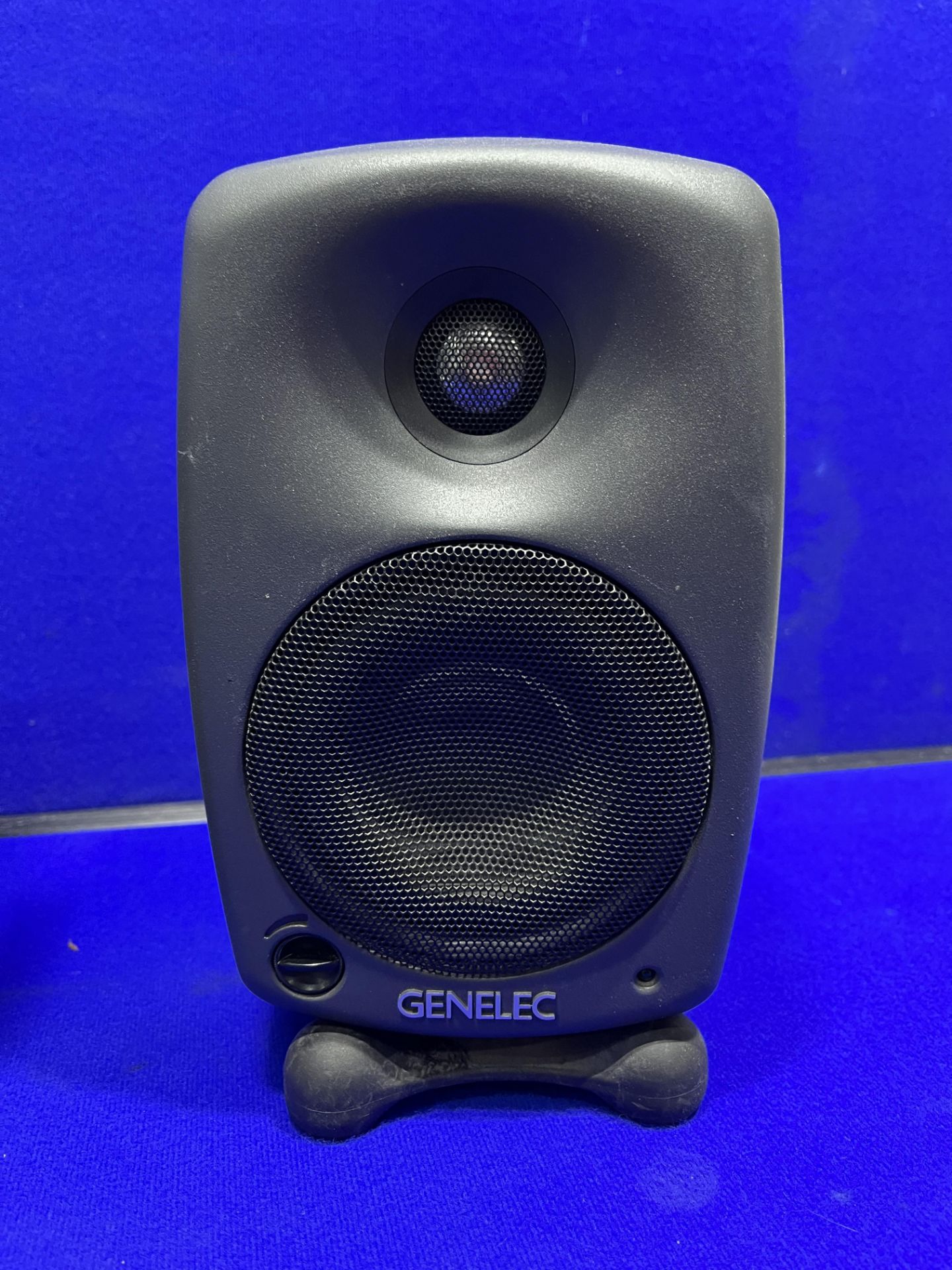 Genelec 8020A 4" Powered Nearfield Studio Monitor (Pair) - Bild 3 aus 6