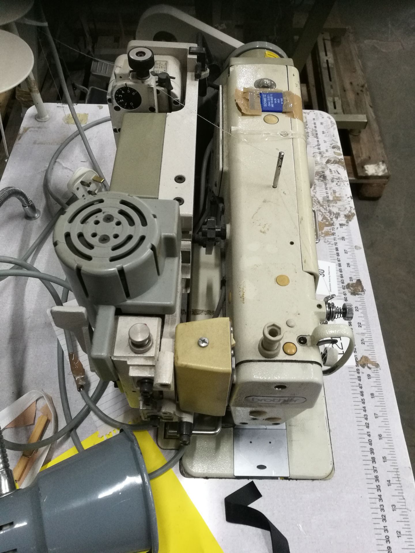 BROTHER B755-403A MKIII INDUSTRIAL SEWING MACHINE - Image 4 of 5