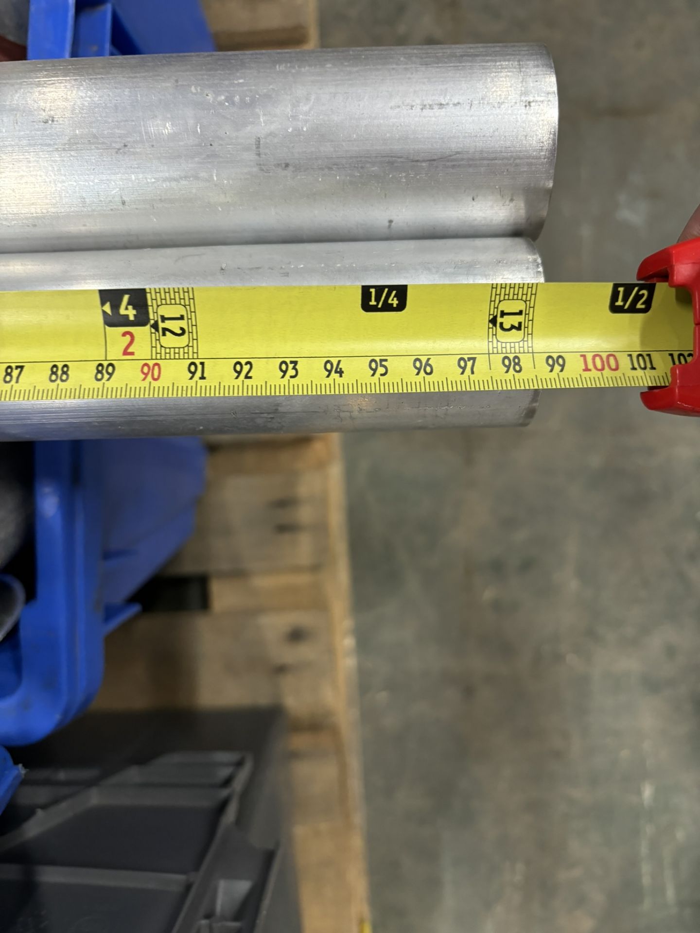 Quantity Of Various Staging Legs As Seen In Photos - Bild 9 aus 12