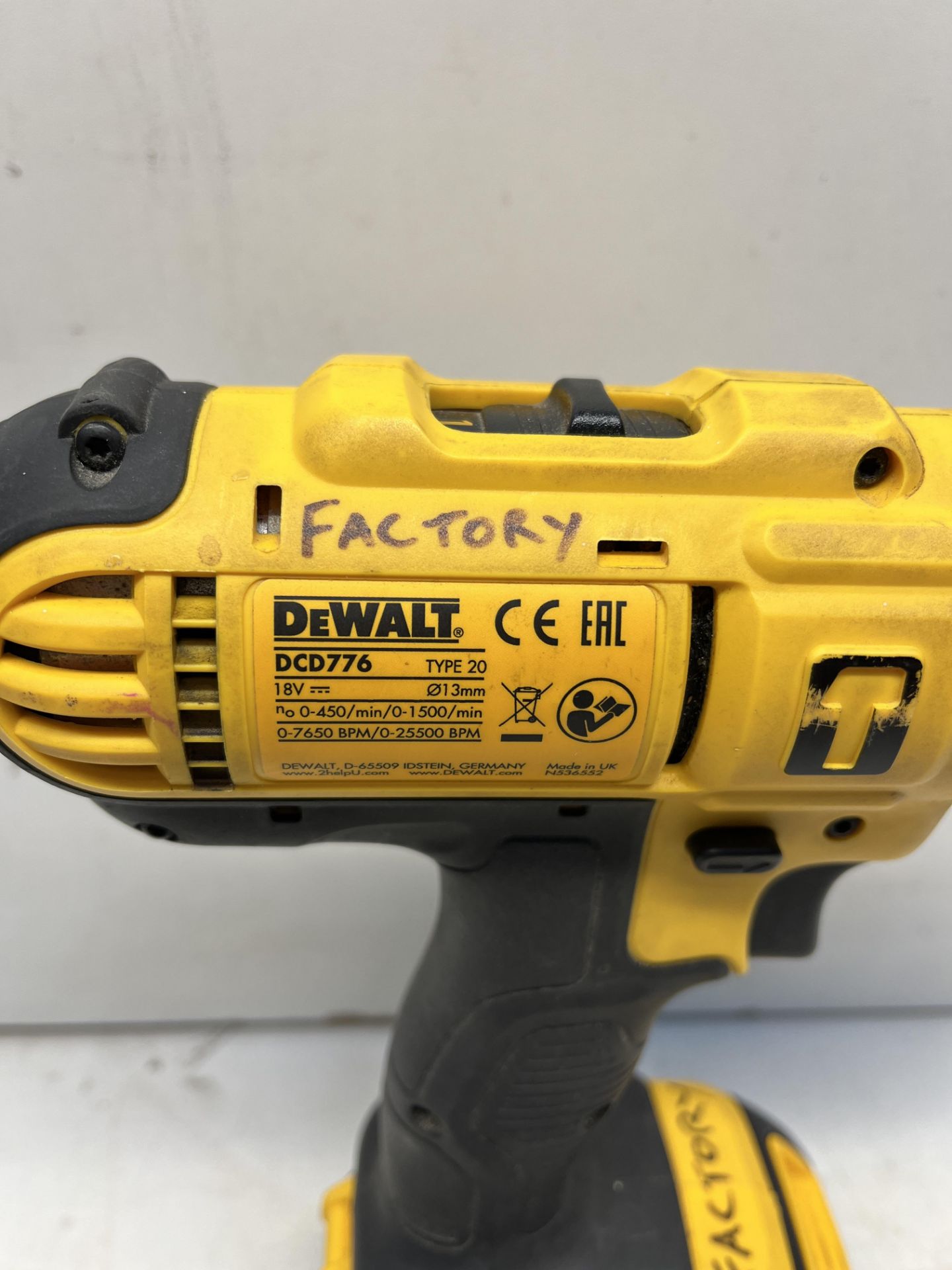 DeWalt DCD776 cordless drill - Image 2 of 2