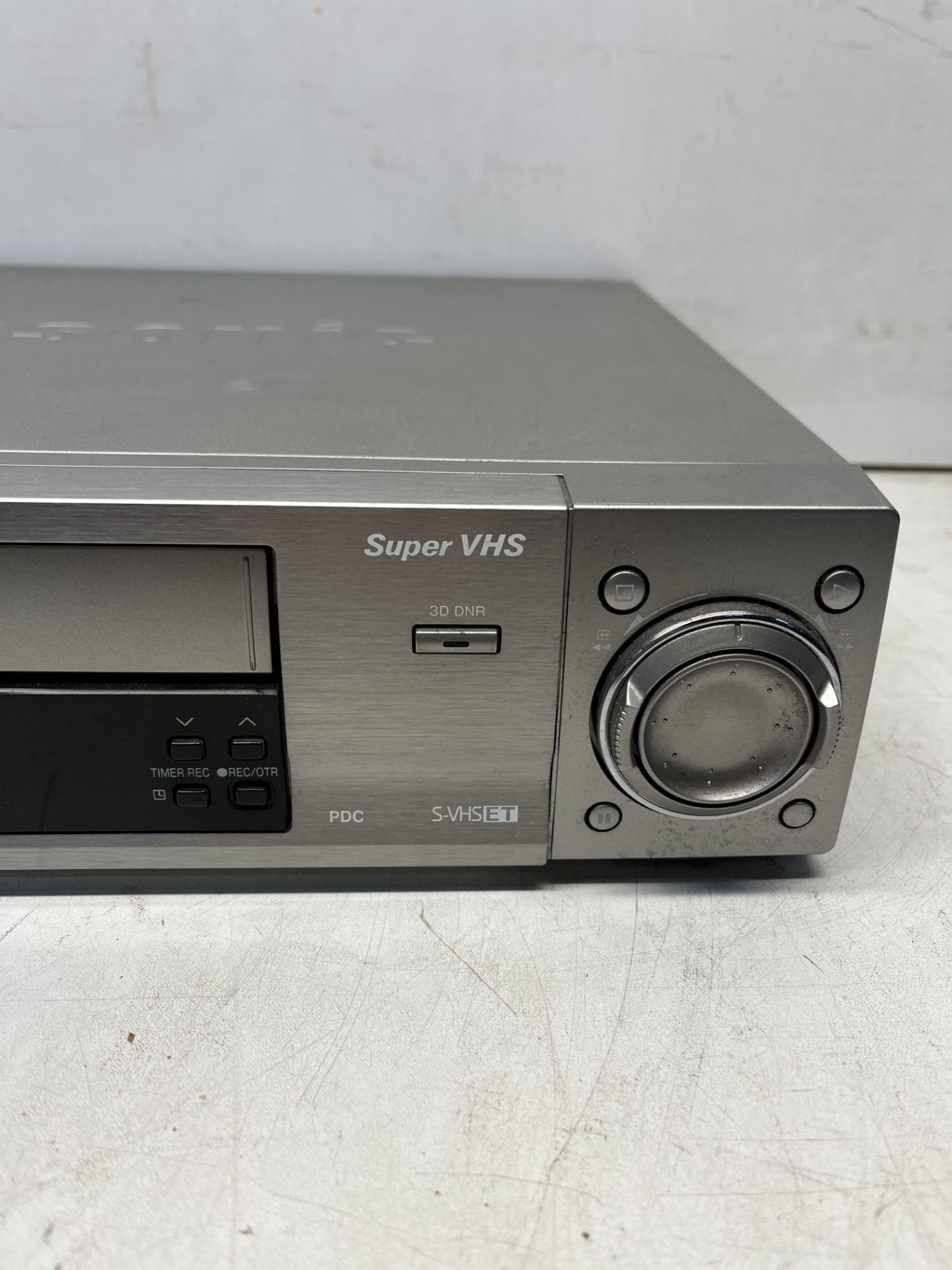 Panasonic Super VHS Model: NV-HS960 - Bild 3 aus 5
