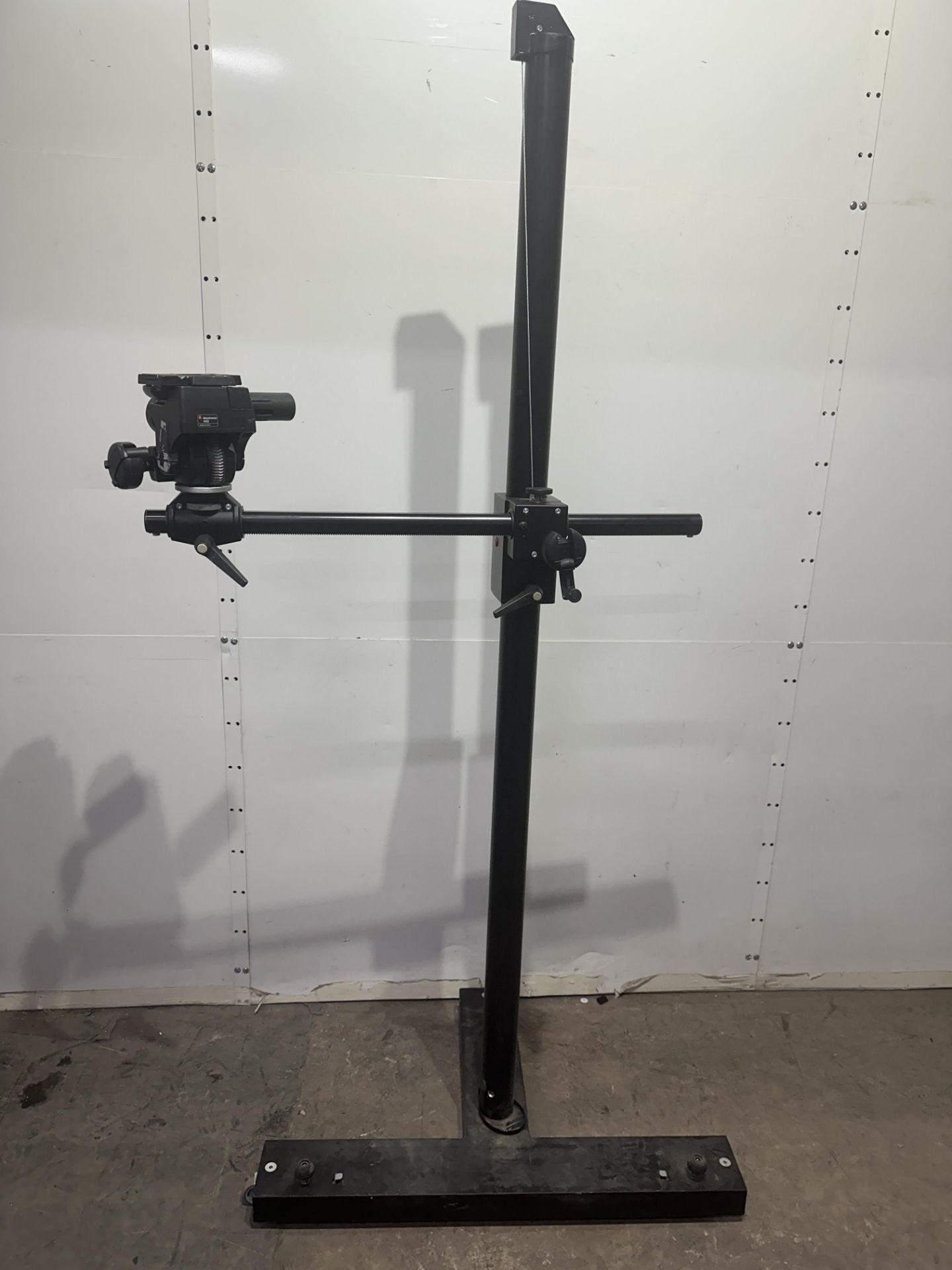Manfrotto Mini Salon Studio camera stand 190 cm high with Monfrotto 410 geared head