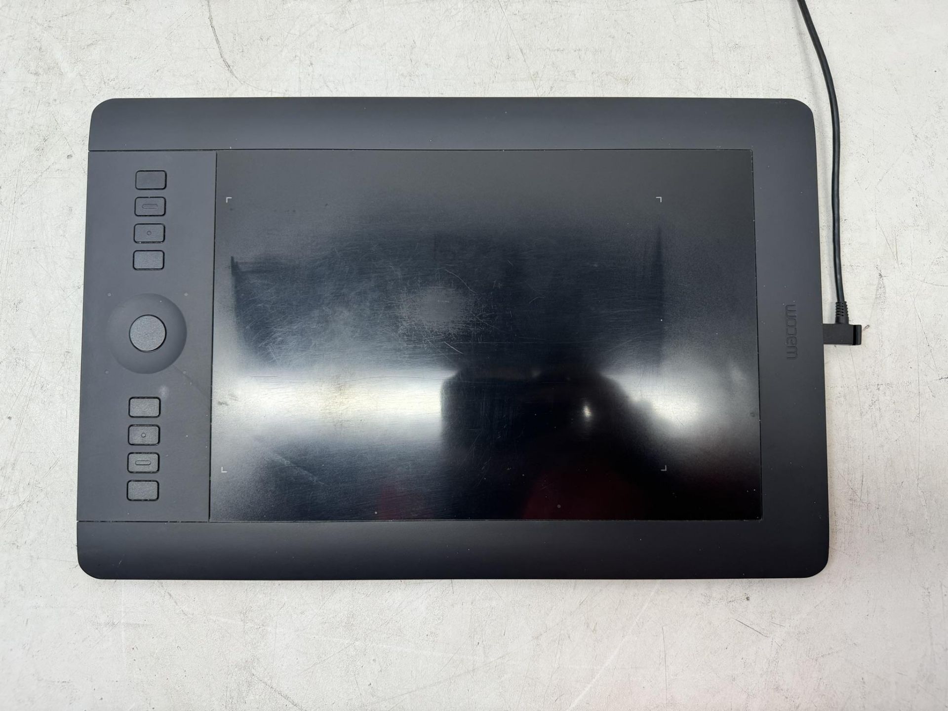 Wacom Intuos Pro Medium Pth651 Pen and Touch Tablet Without Pen