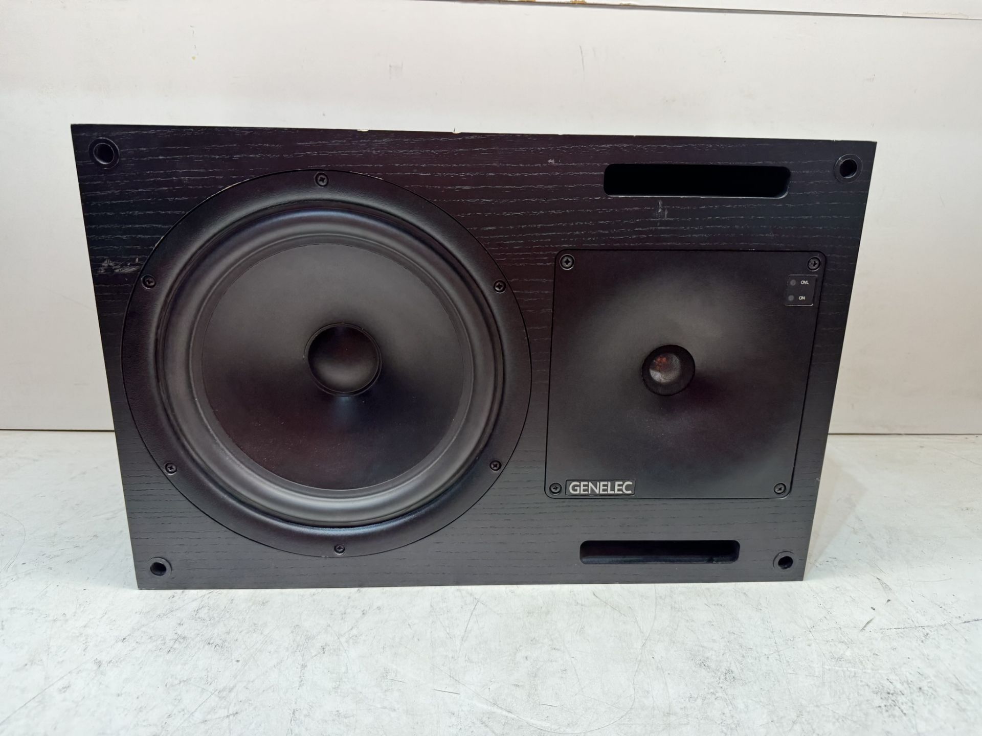 Genelec 1032A 10" Powered Nearfield Studio Monitor